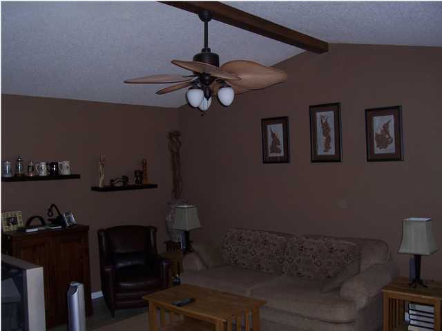 VALPARAISO PINECREST 3 - Residential Lease