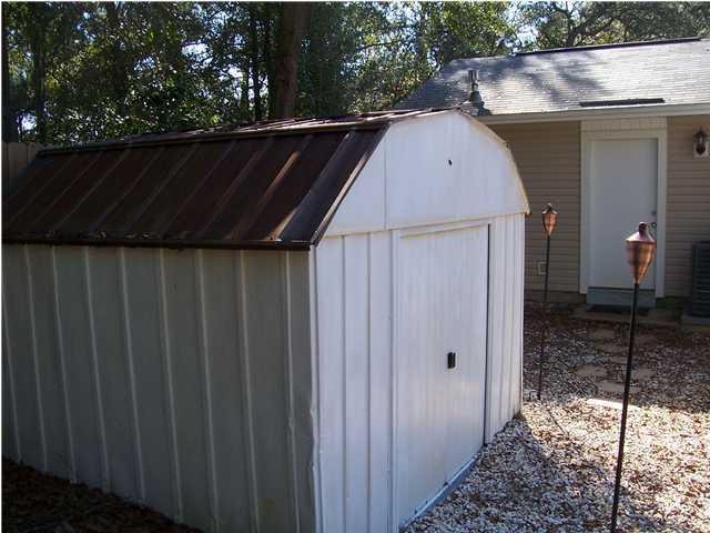 VALPARAISO PINECREST 3 - Residential Lease