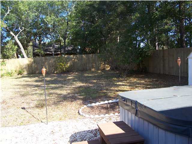 VALPARAISO PINECREST 3 - Residential Lease