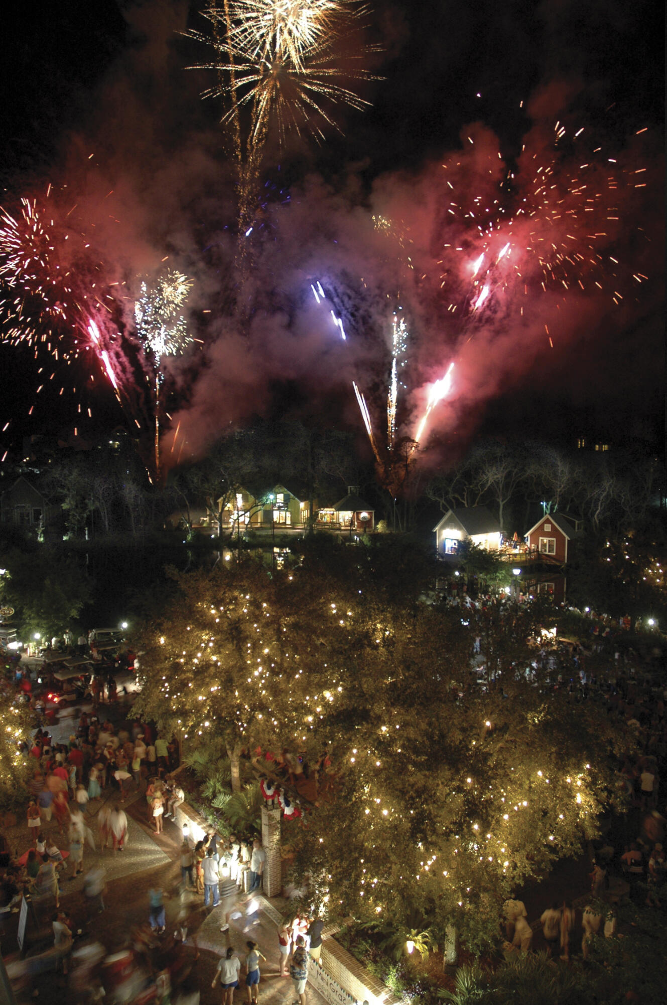 PILOT HOUSE - Residential Lease