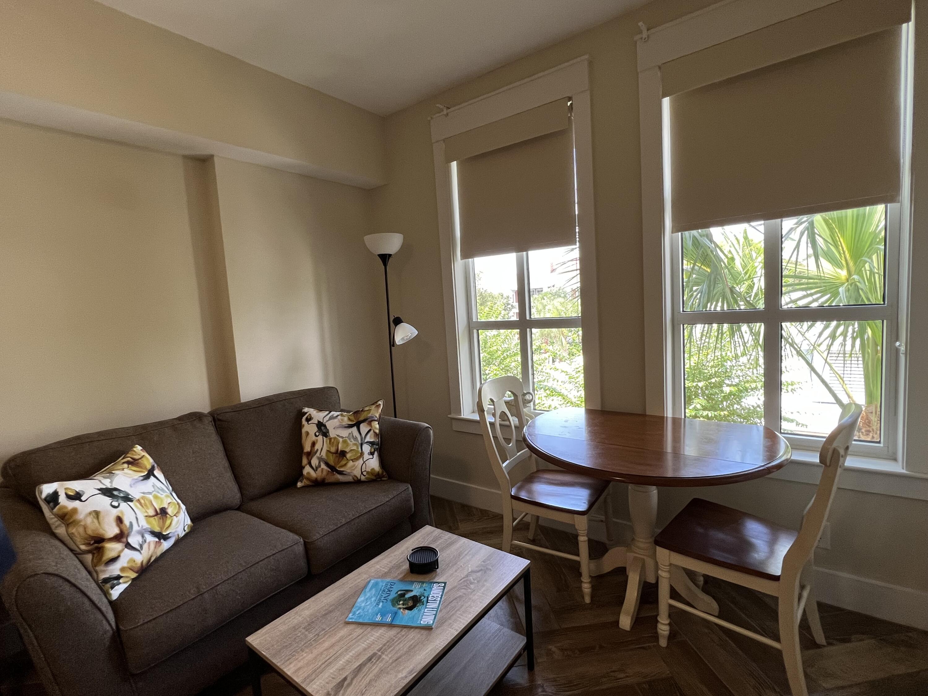 PILOT HOUSE - Residential Lease