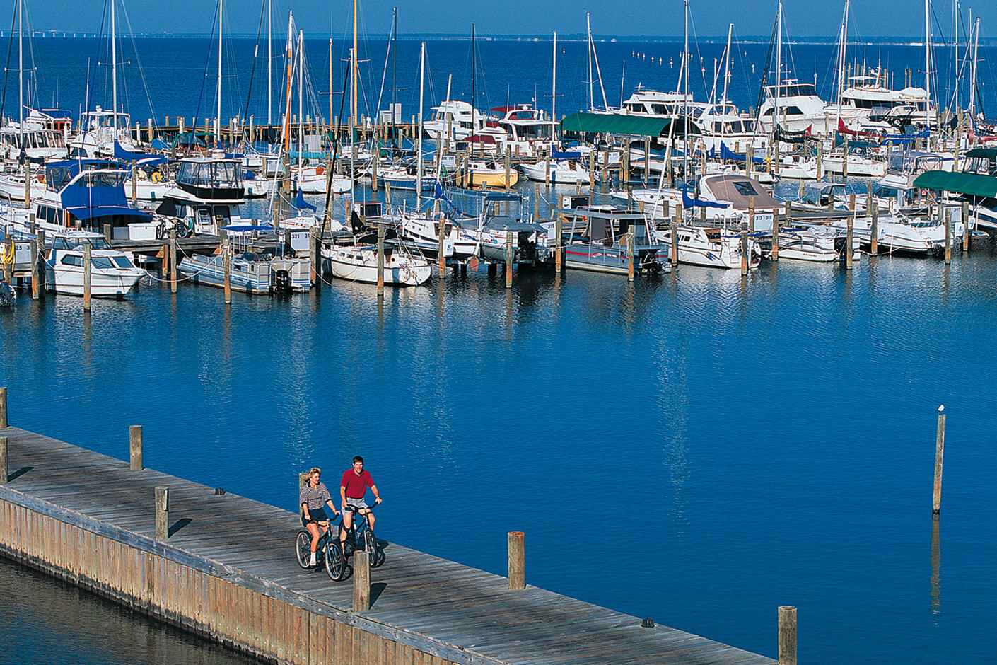 PILOT HOUSE - Residential Lease