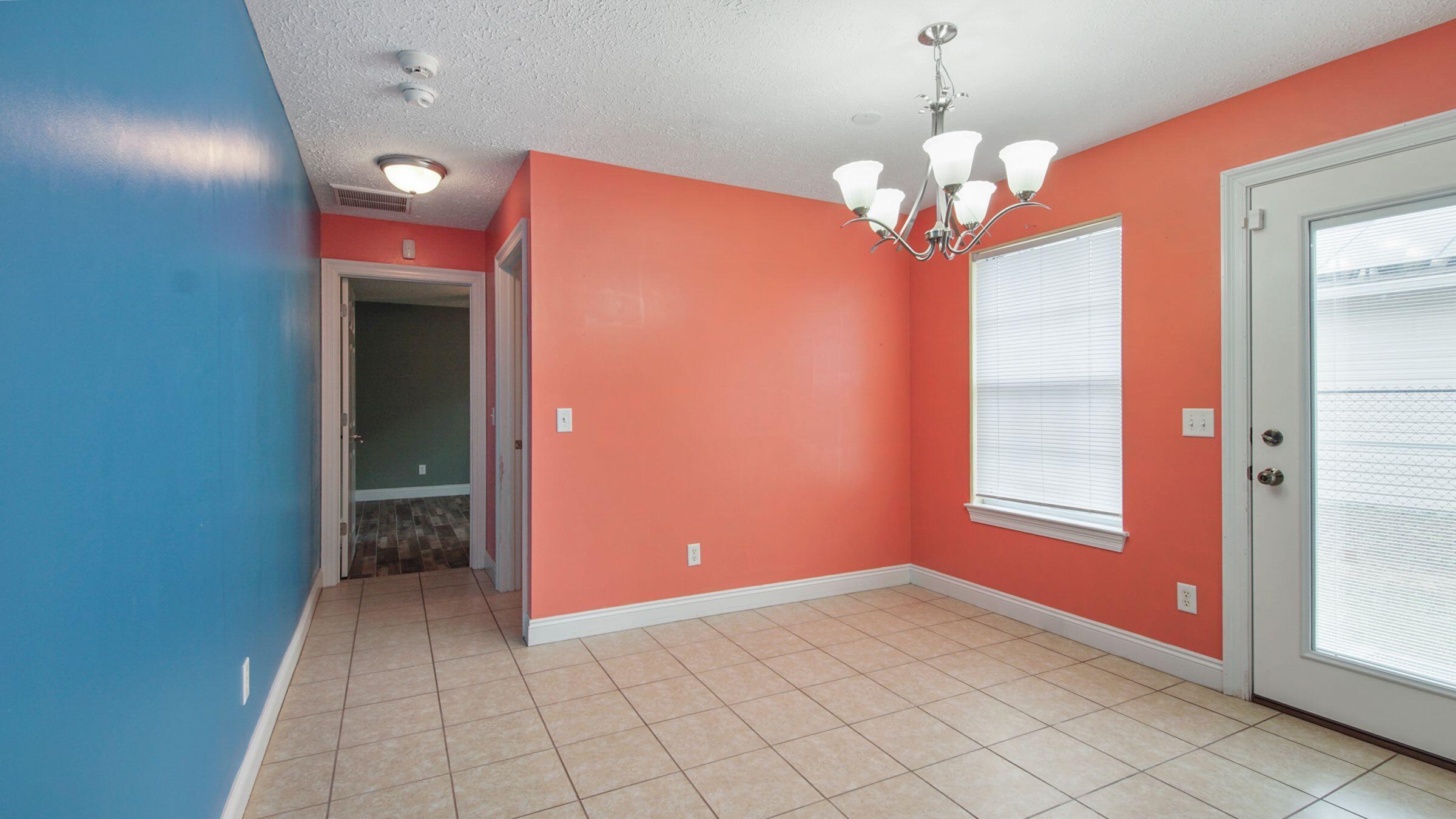 LYNN HAVEN - Residential