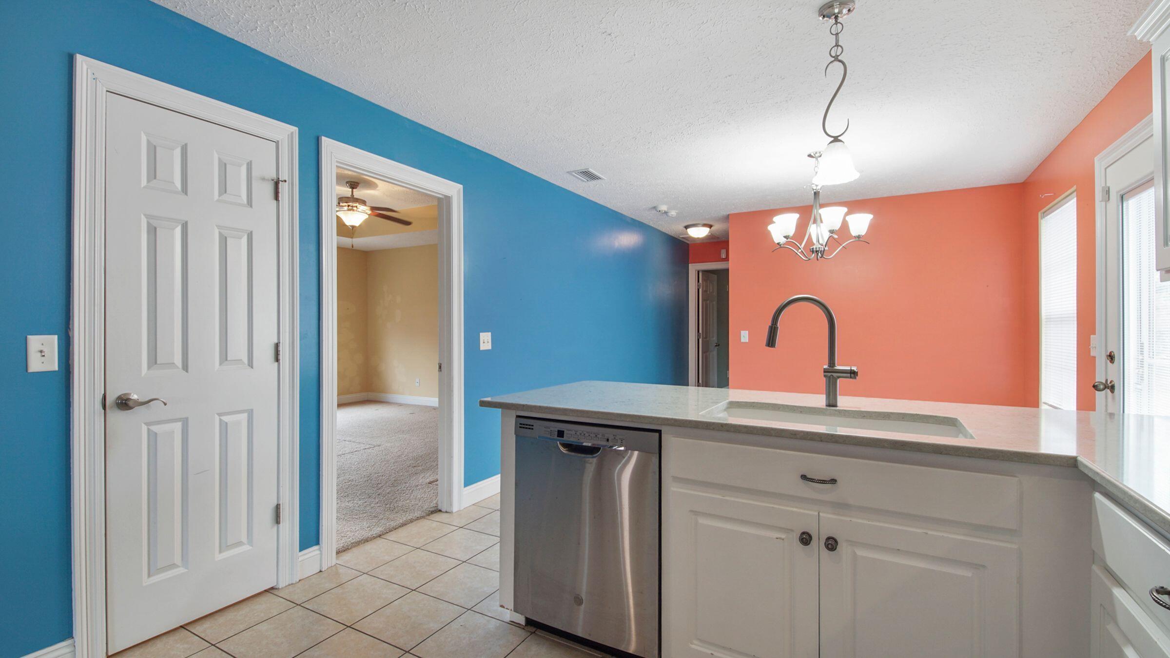 LYNN HAVEN - Residential