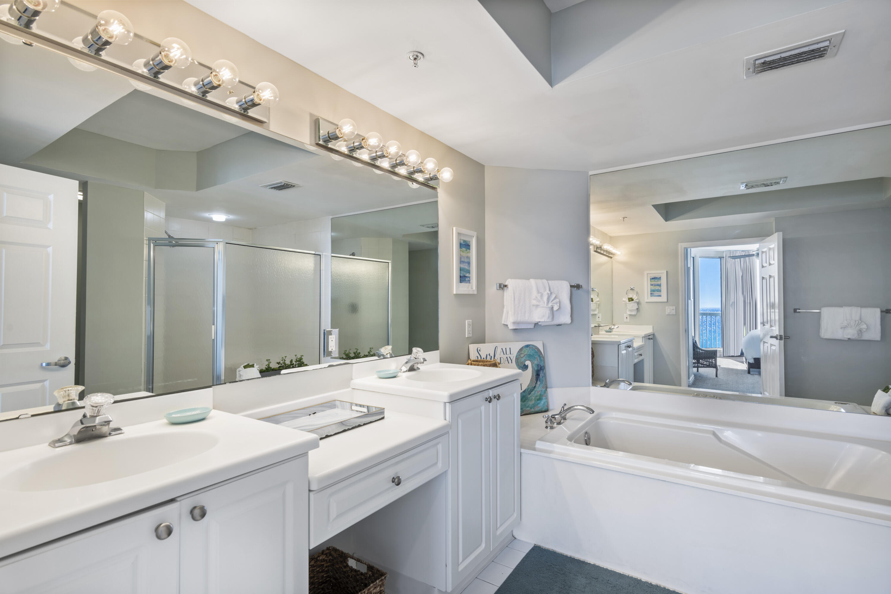 ST. MAARTEN AT SILVER SHELLS - Residential