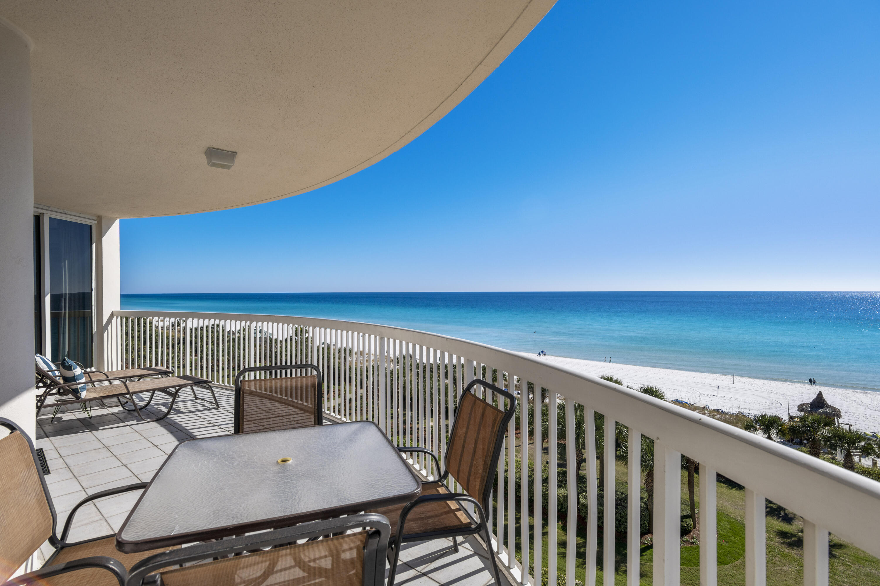 ST. MAARTEN AT SILVER SHELLS - Residential