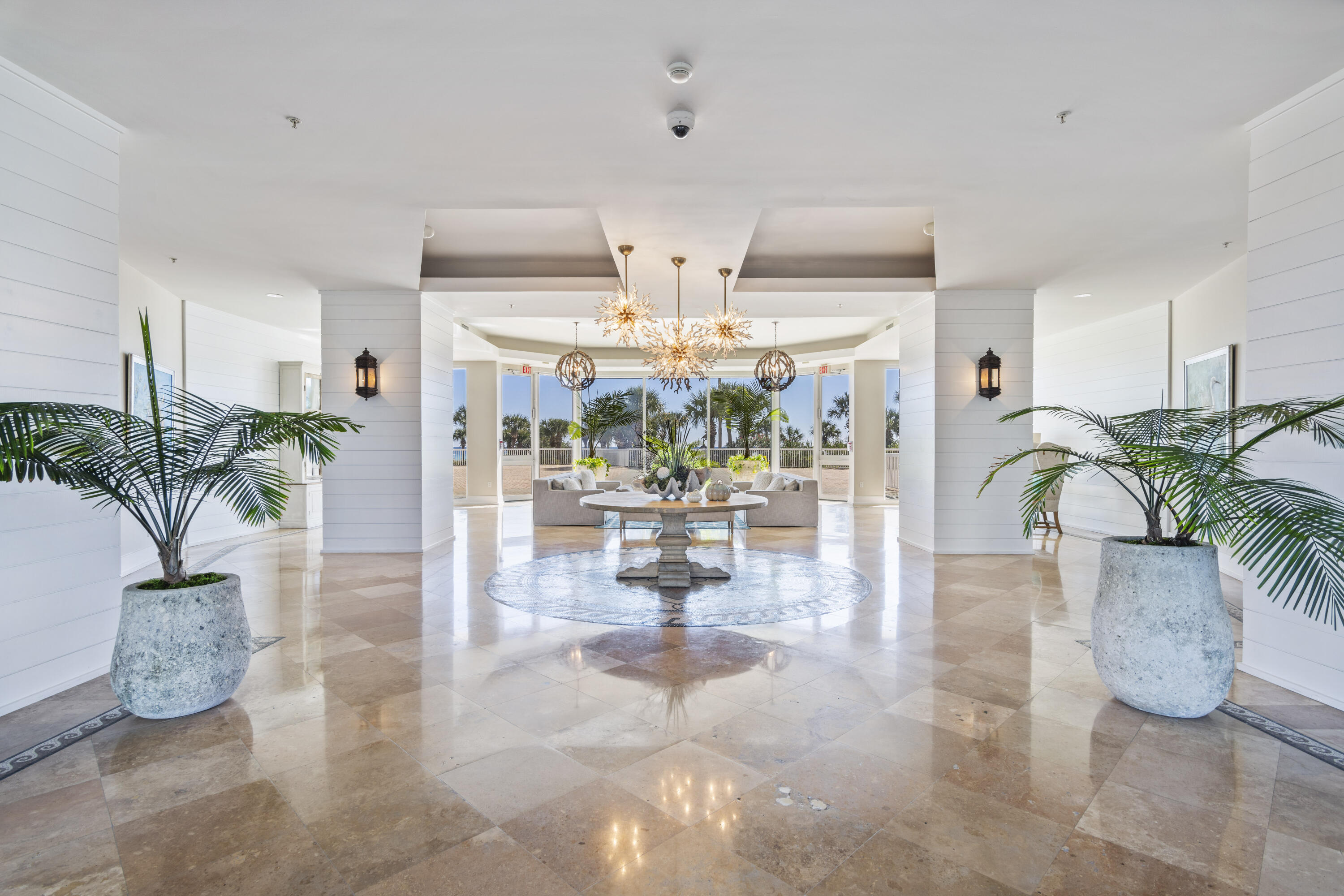 ST. MAARTEN AT SILVER SHELLS - Residential