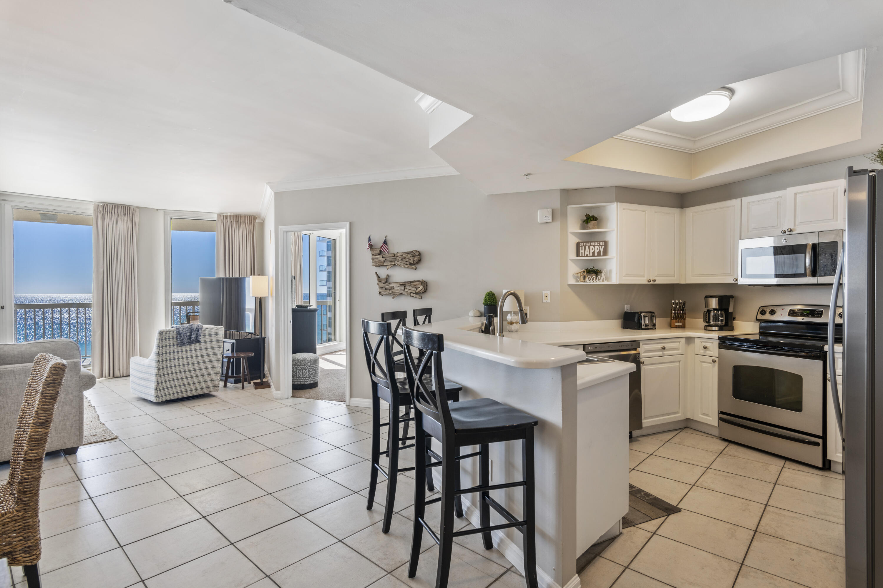 ST. MAARTEN AT SILVER SHELLS - Residential