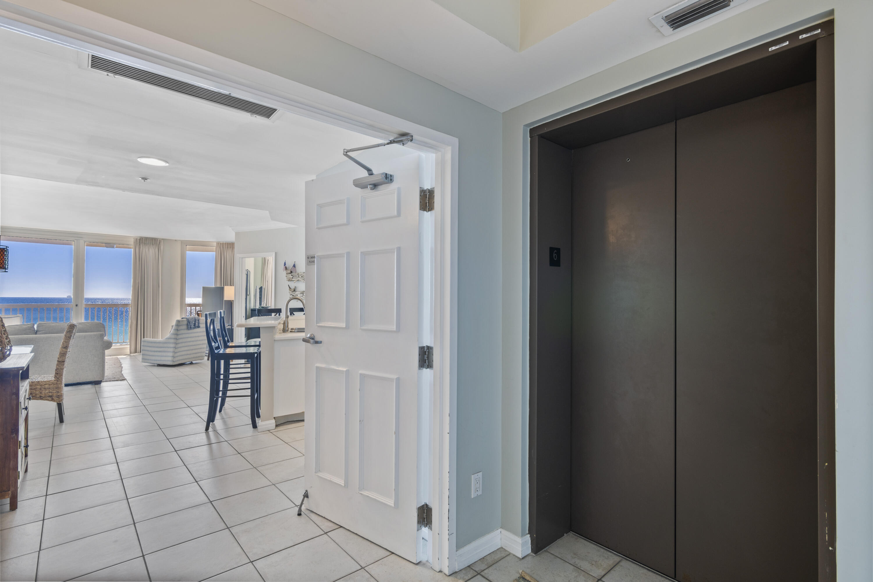 ST. MAARTEN AT SILVER SHELLS - Residential