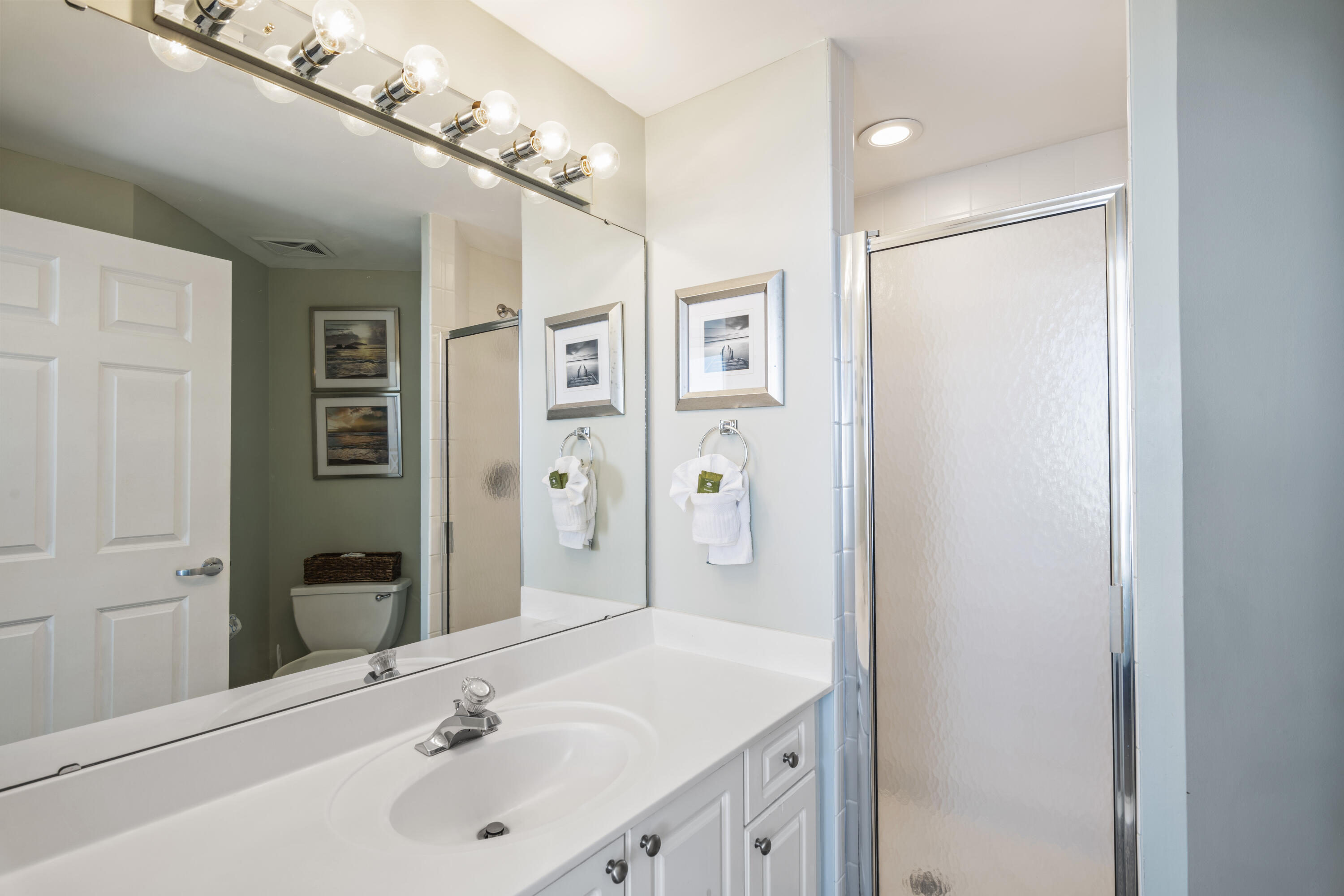 ST. MAARTEN AT SILVER SHELLS - Residential