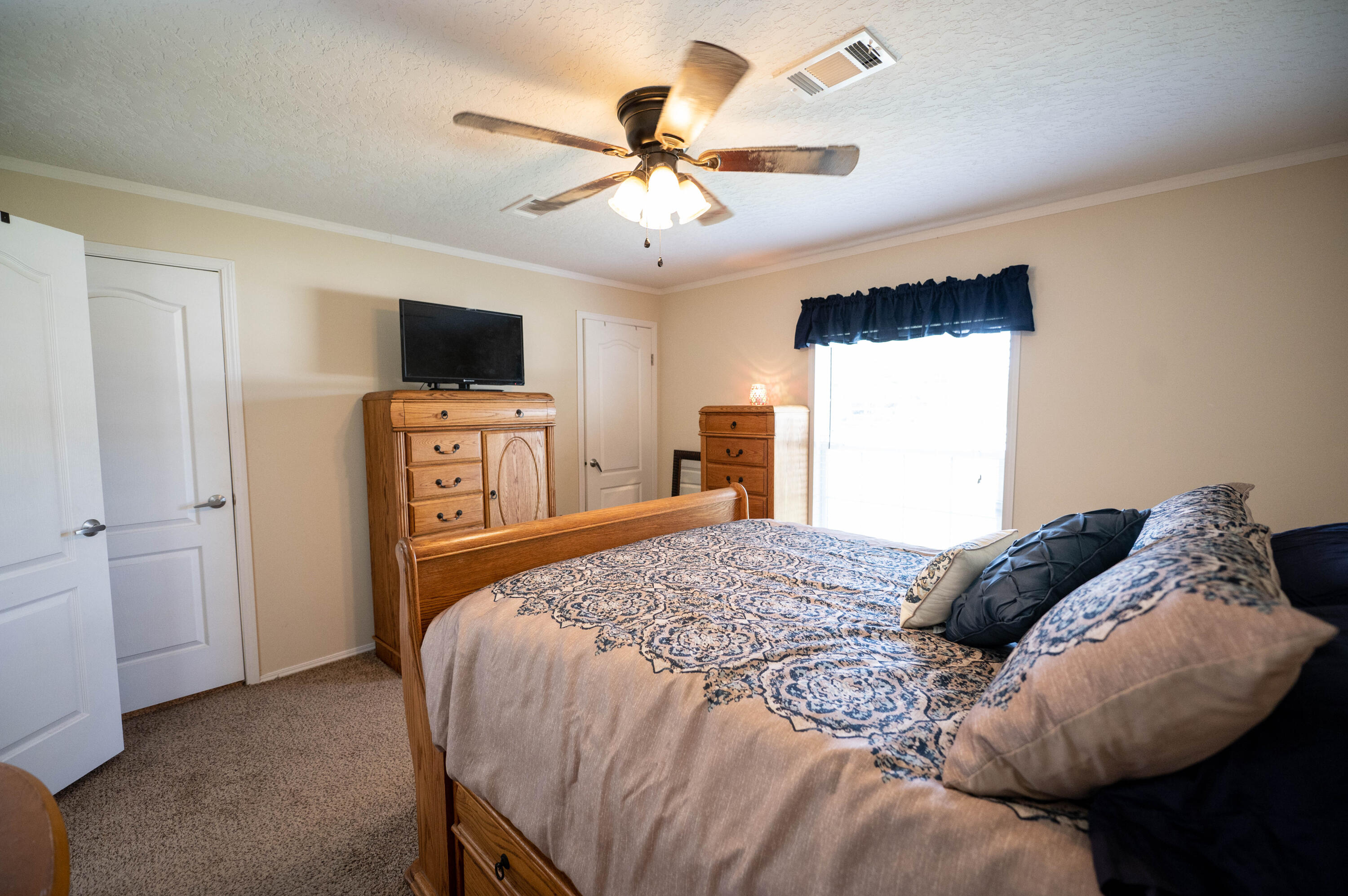 OAKWOOD HILLS UNIT 3 - Residential