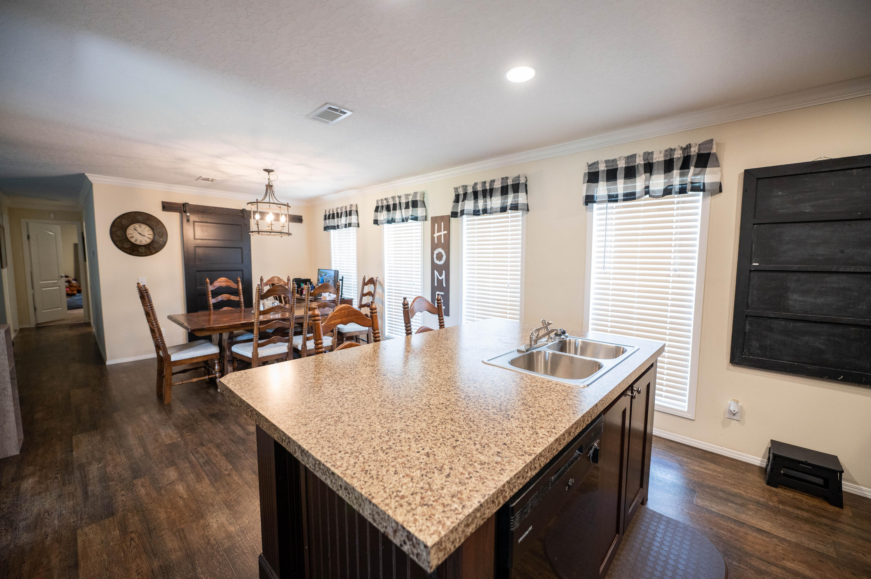 OAKWOOD HILLS UNIT 3 - Residential