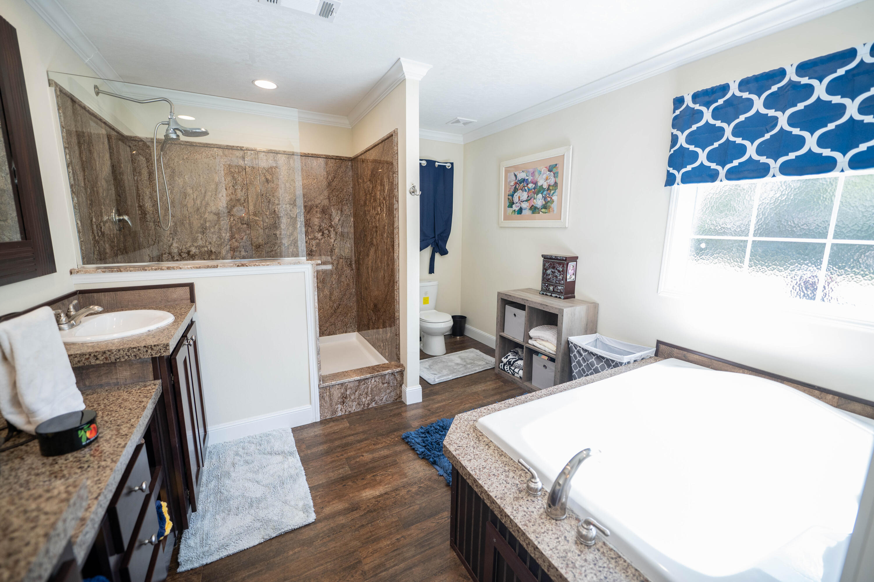 OAKWOOD HILLS UNIT 3 - Residential