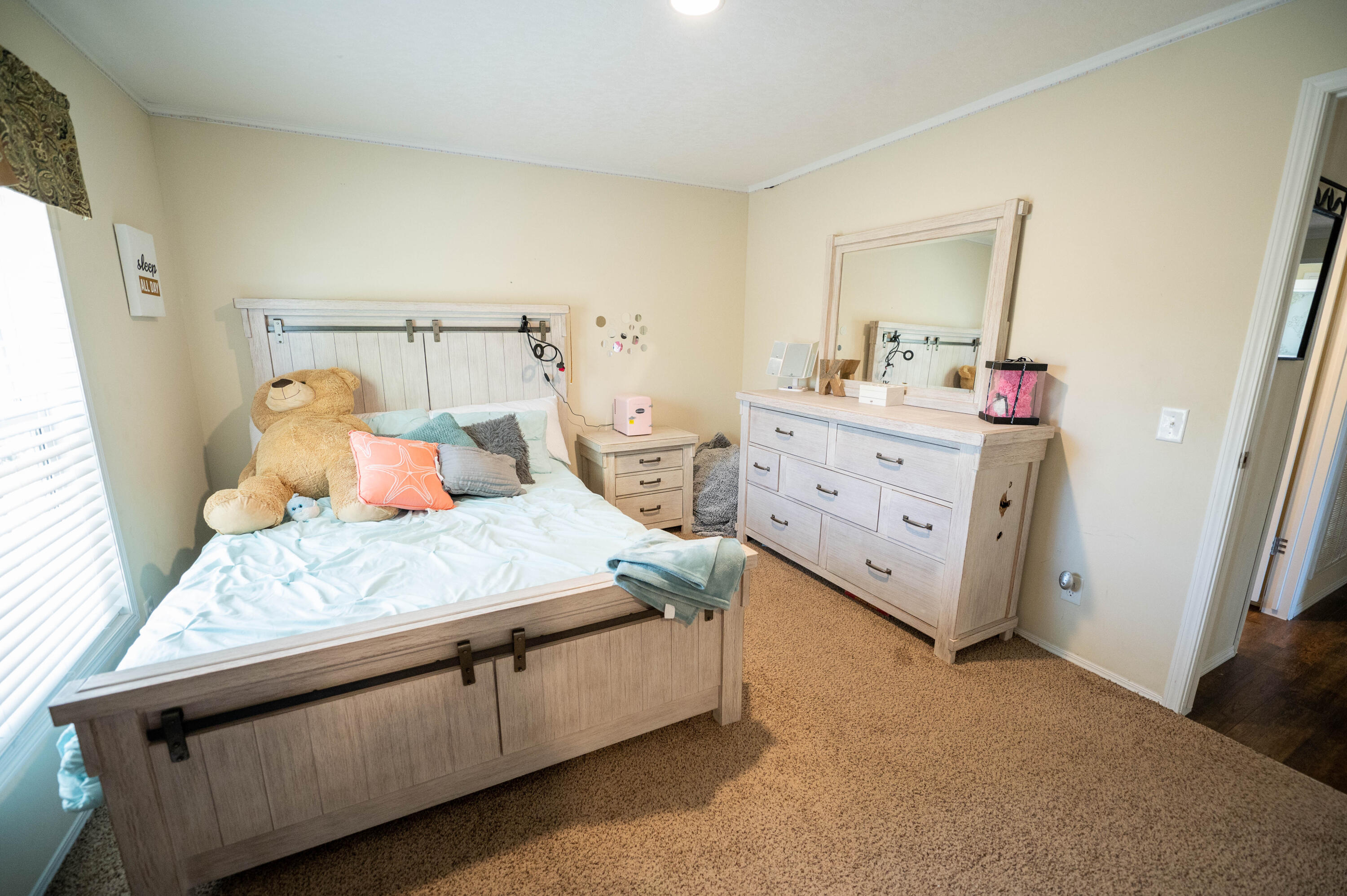 OAKWOOD HILLS UNIT 3 - Residential