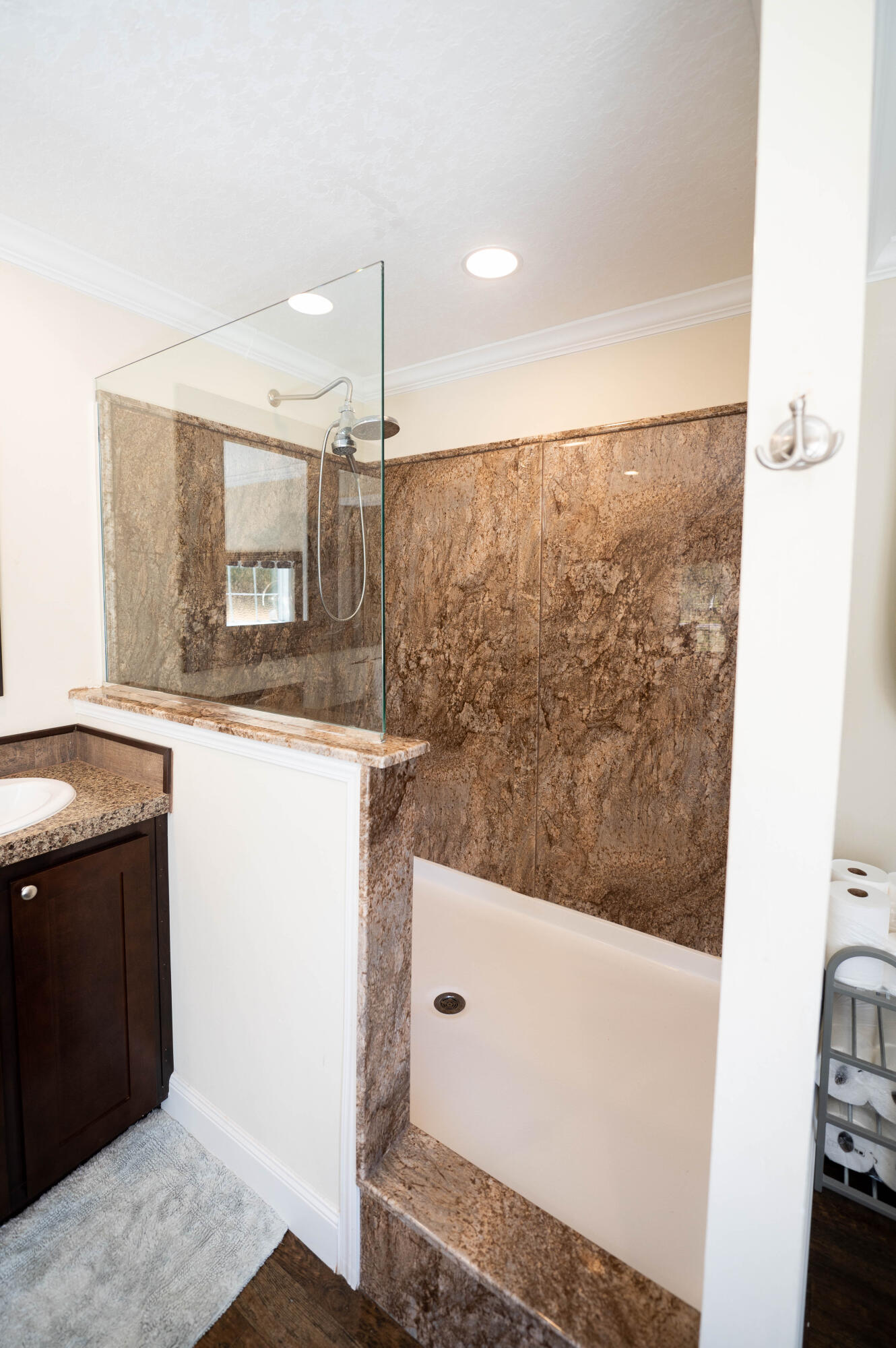 OAKWOOD HILLS UNIT 3 - Residential