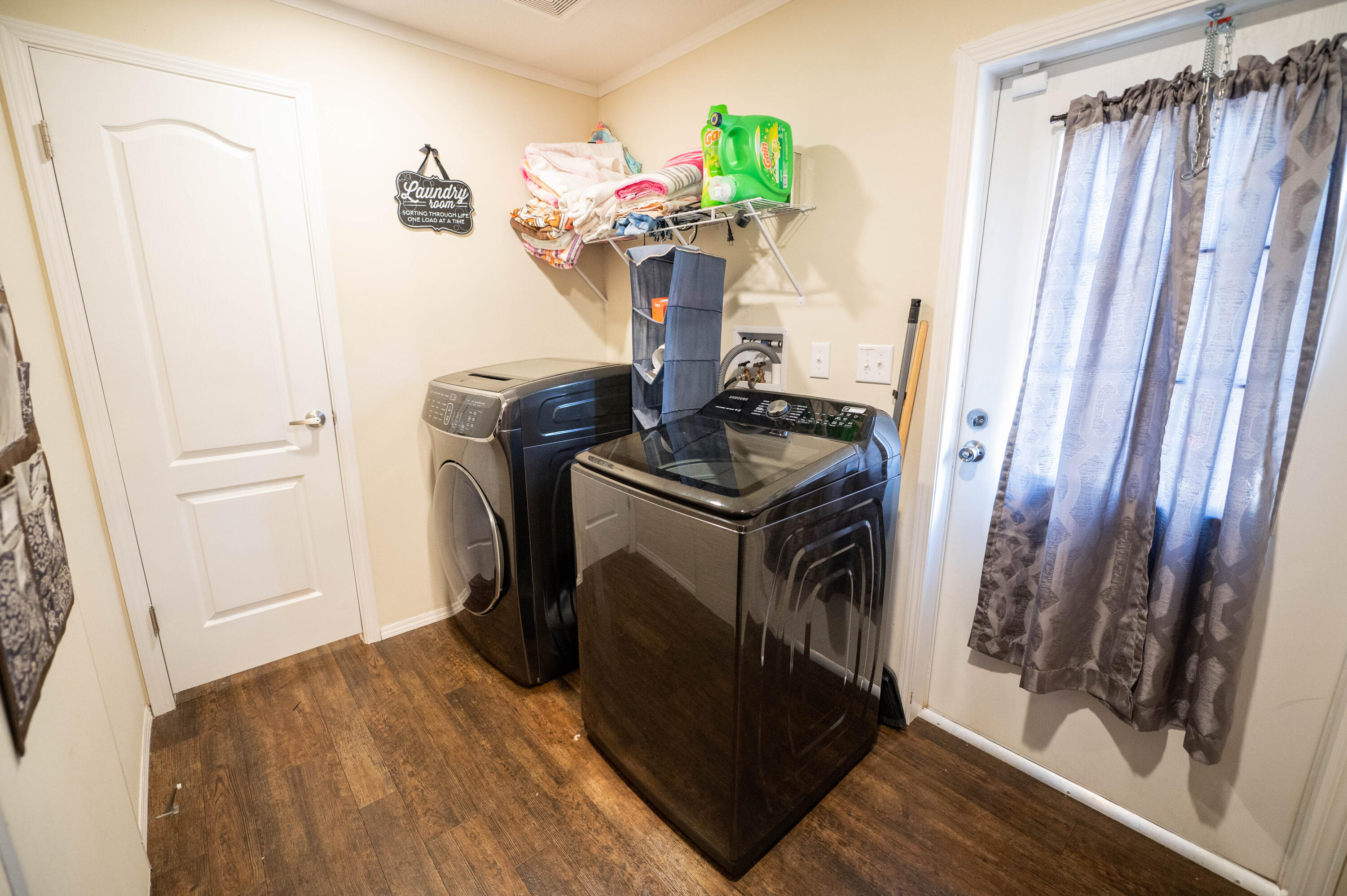 OAKWOOD HILLS UNIT 3 - Residential