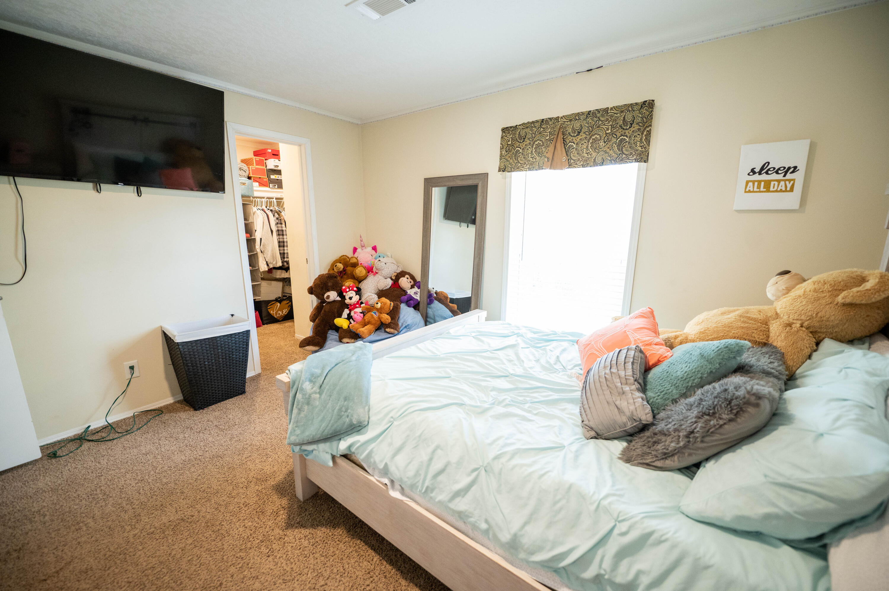 OAKWOOD HILLS UNIT 3 - Residential