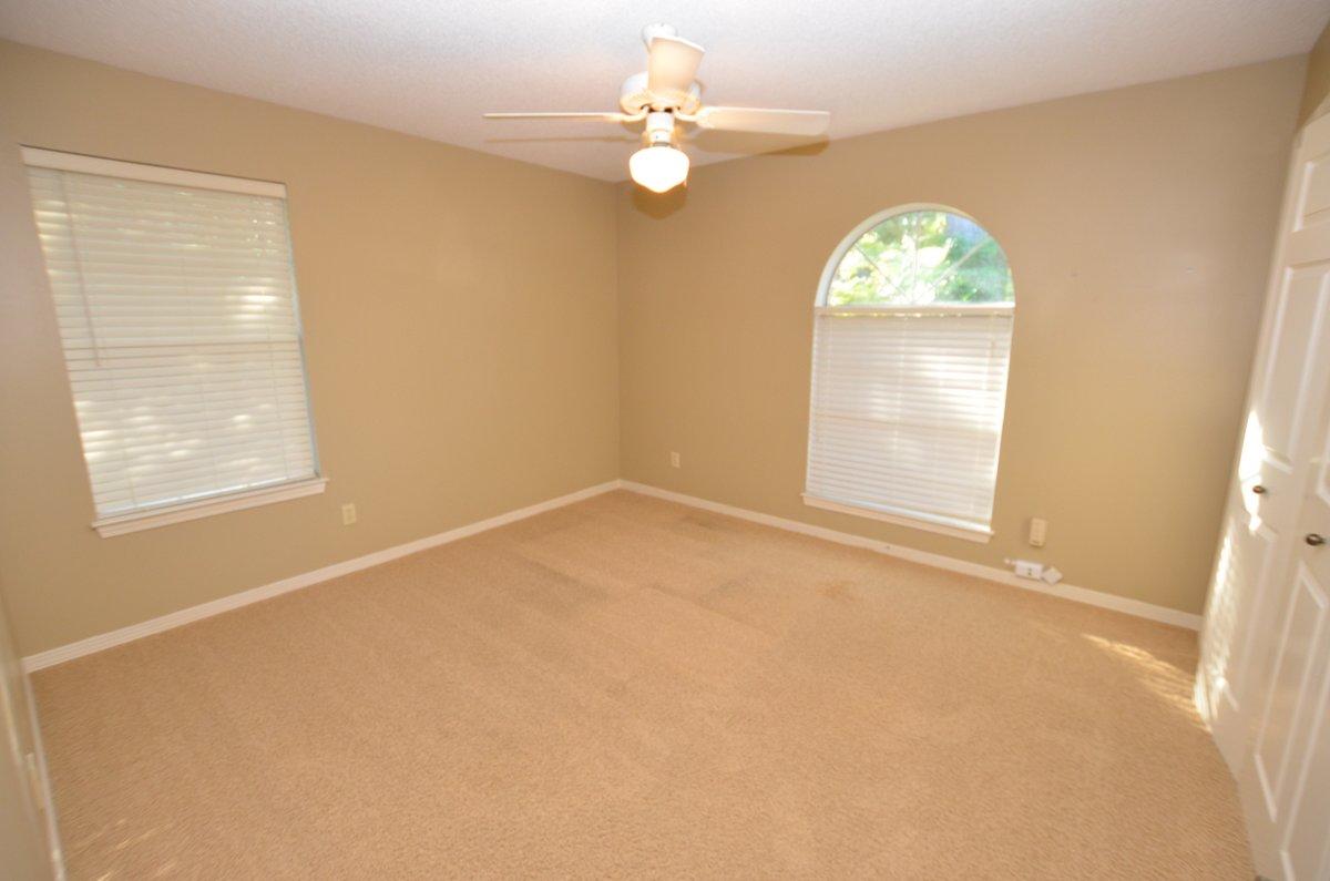 BELLE MEADOW - Residential