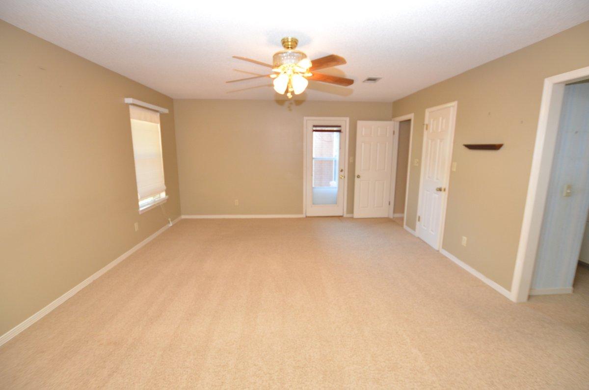 BELLE MEADOW - Residential