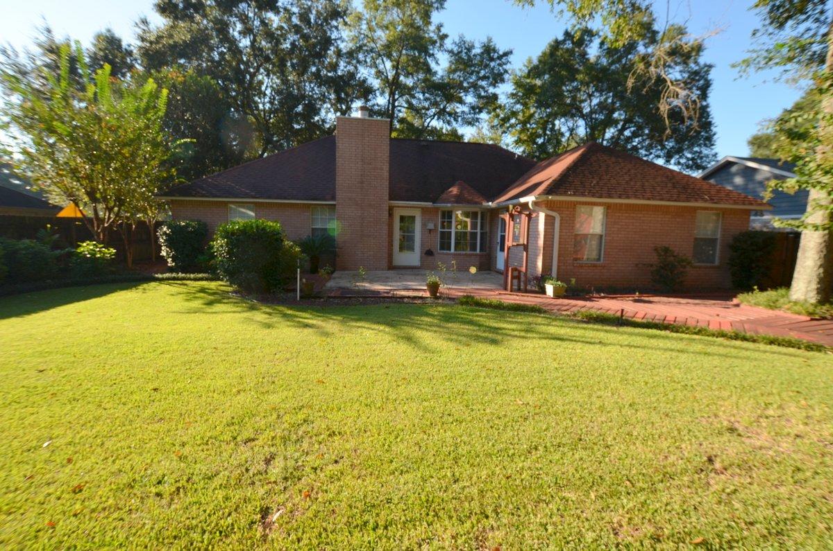 BELLE MEADOW - Residential