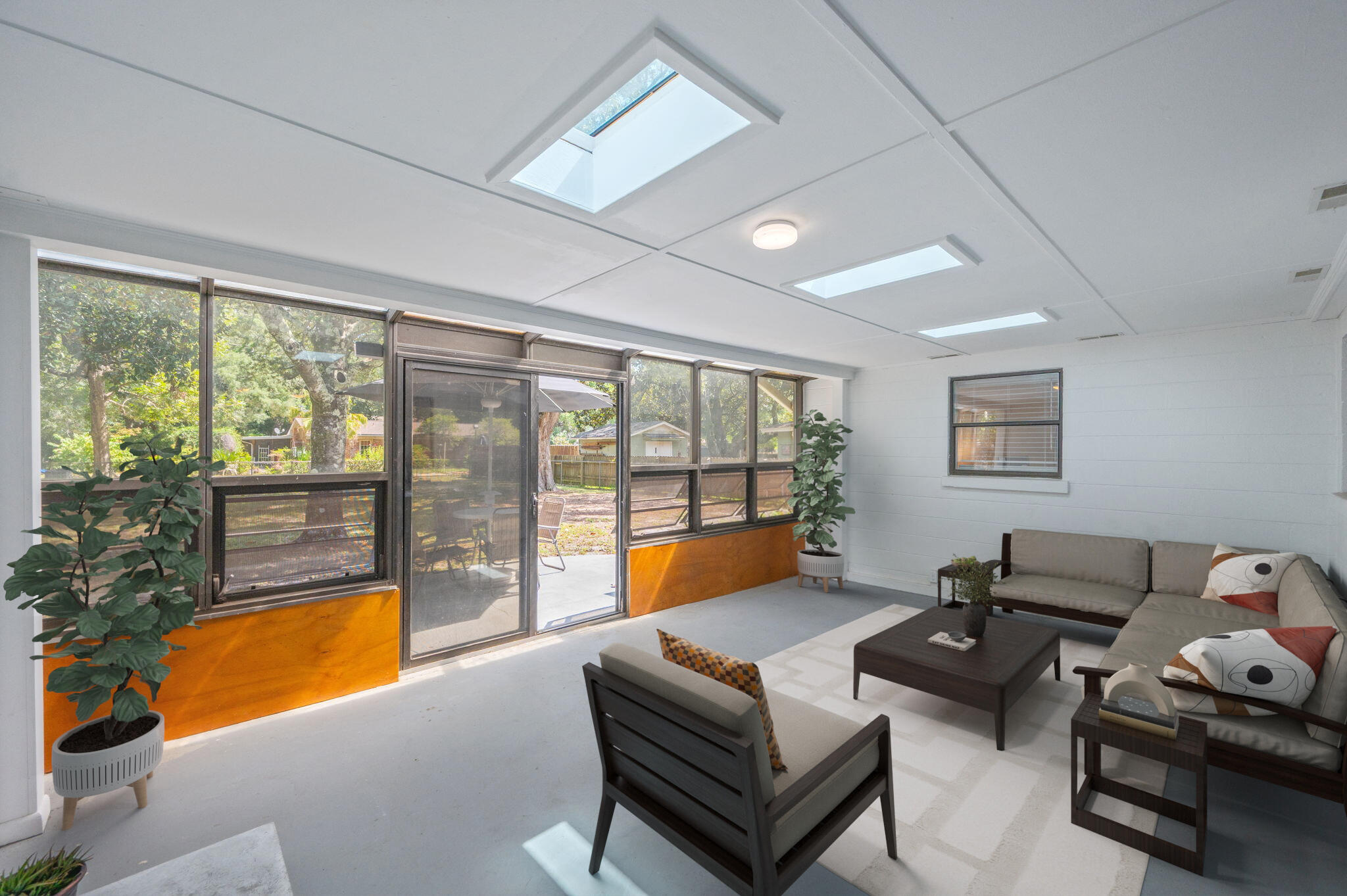 VILLA RUSS PARK - Residential
