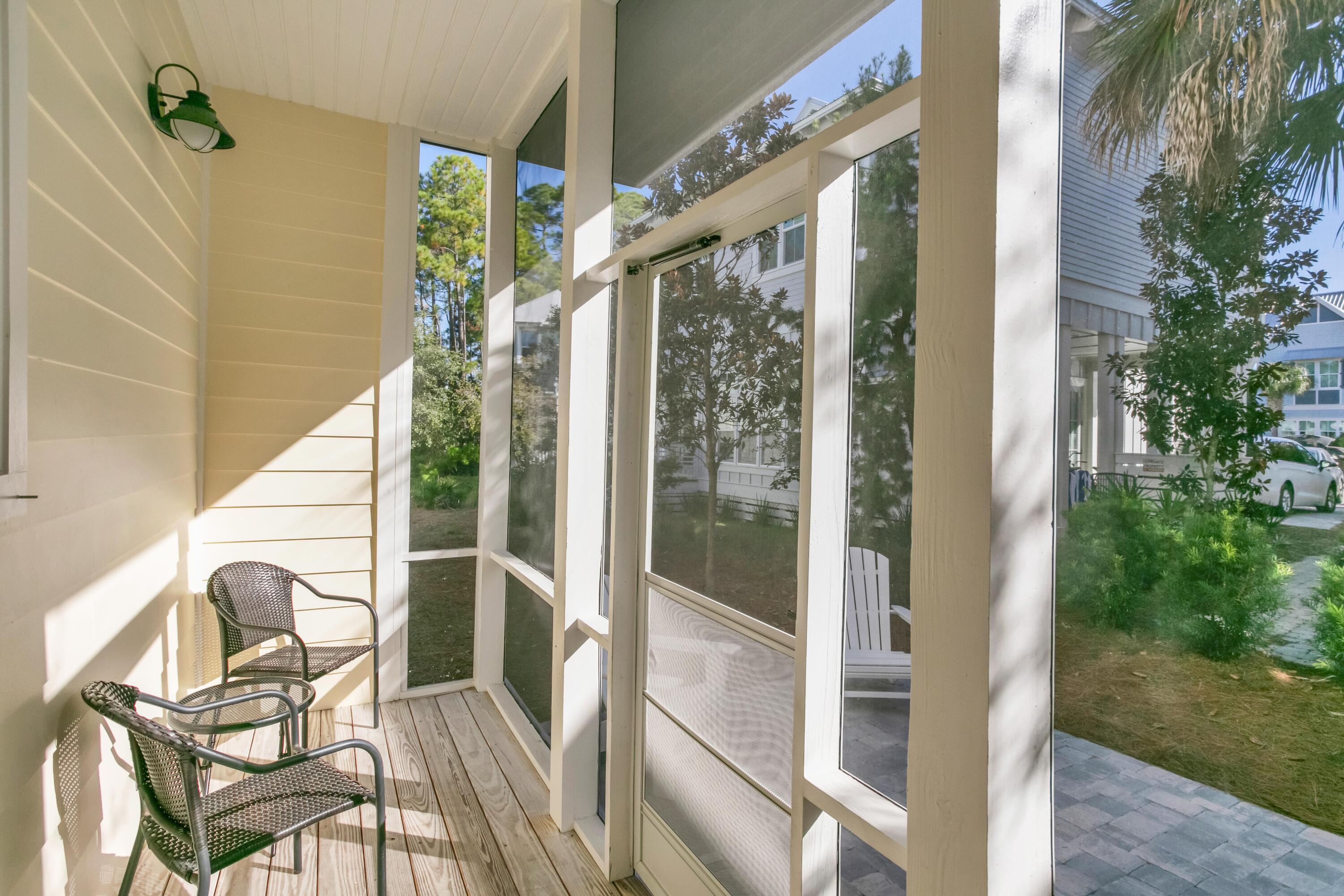 COTTAGES AT EASTERN LAKE - Residential