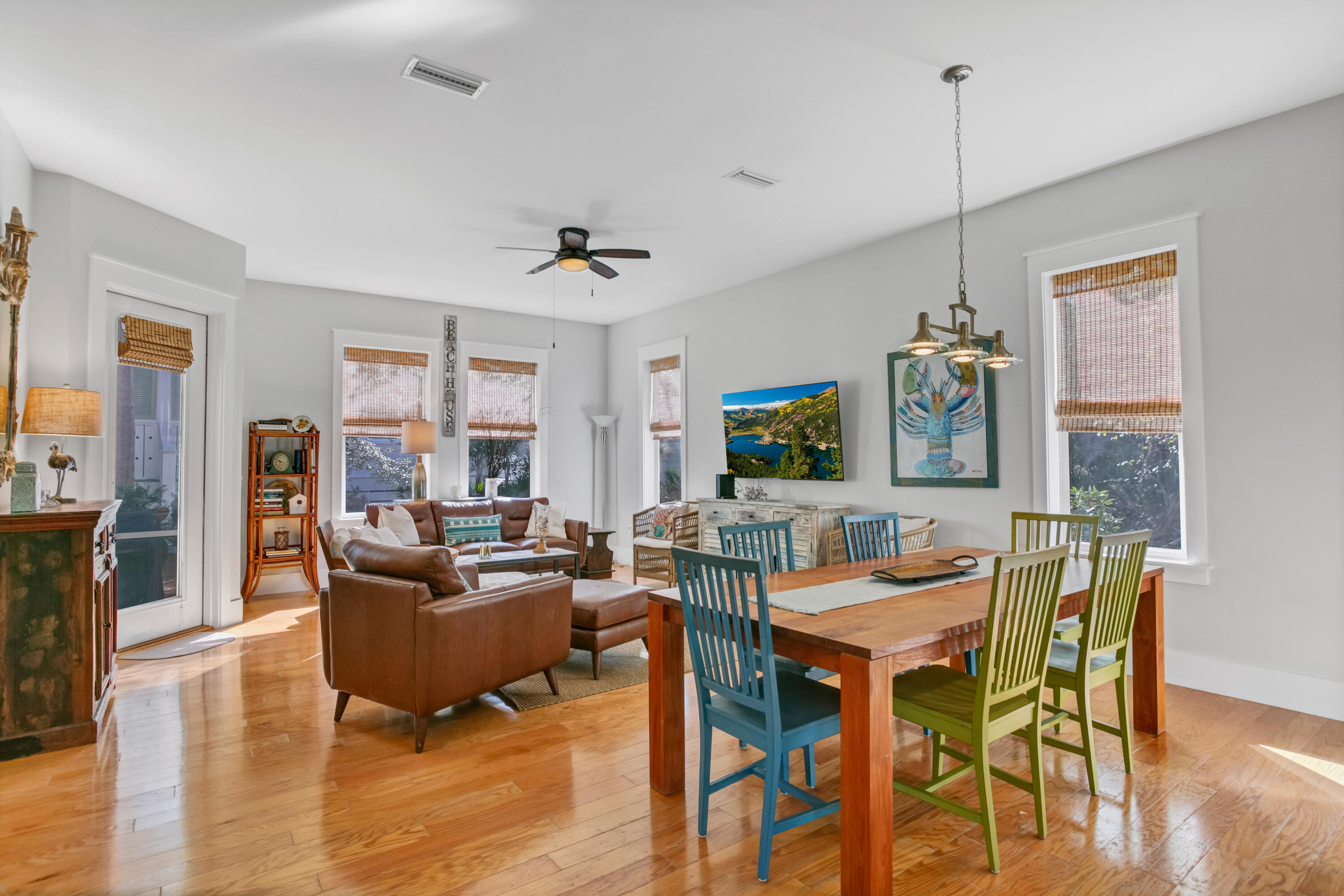 COTTAGES AT EASTERN LAKE - Residential