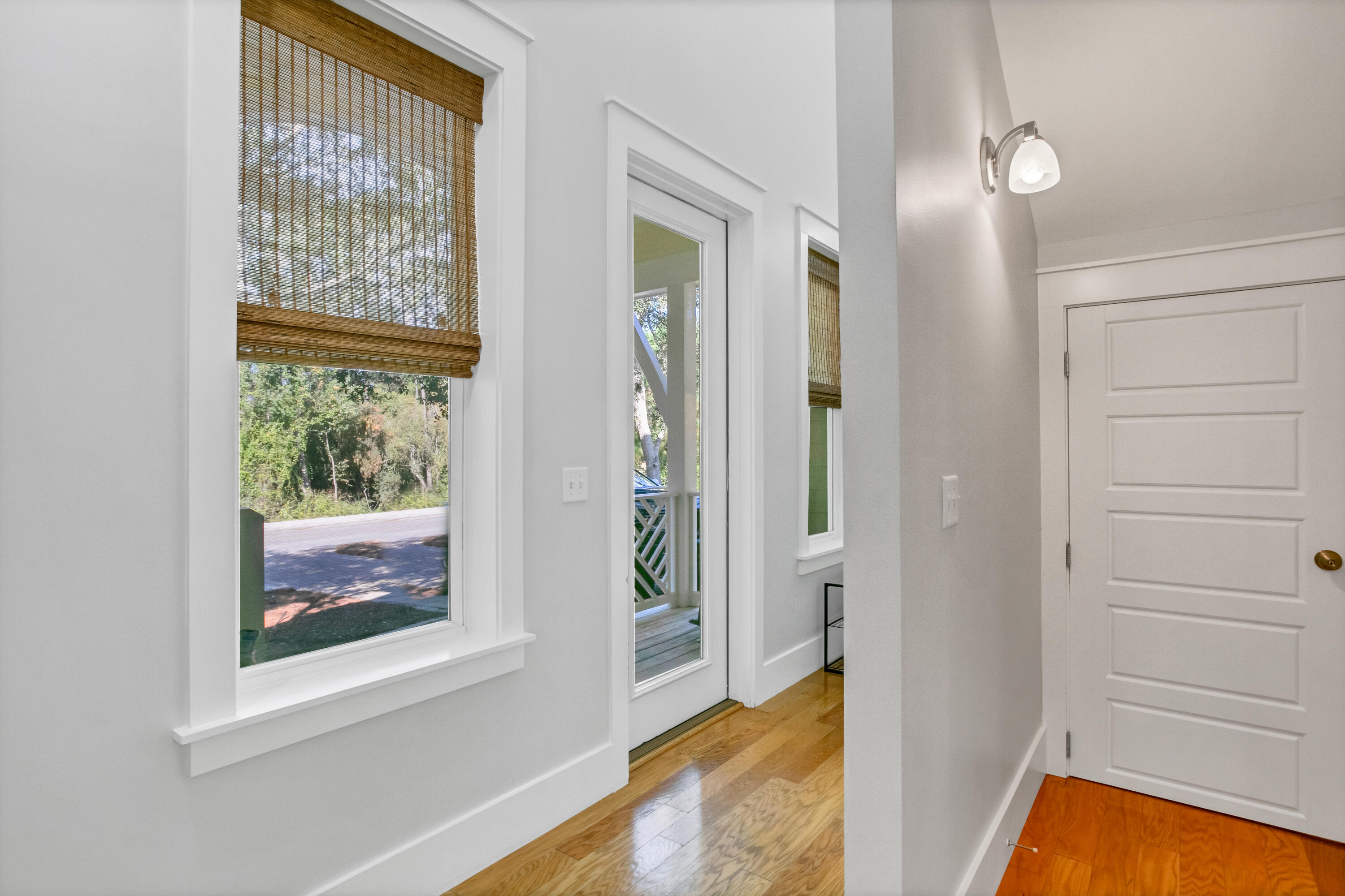 COTTAGES AT EASTERN LAKE - Residential