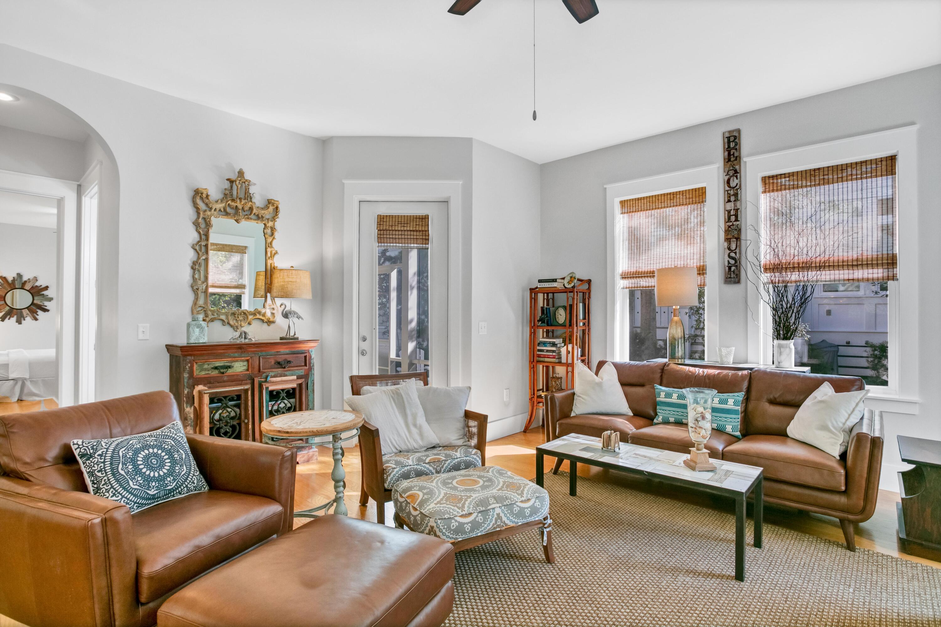 COTTAGES AT EASTERN LAKE - Residential