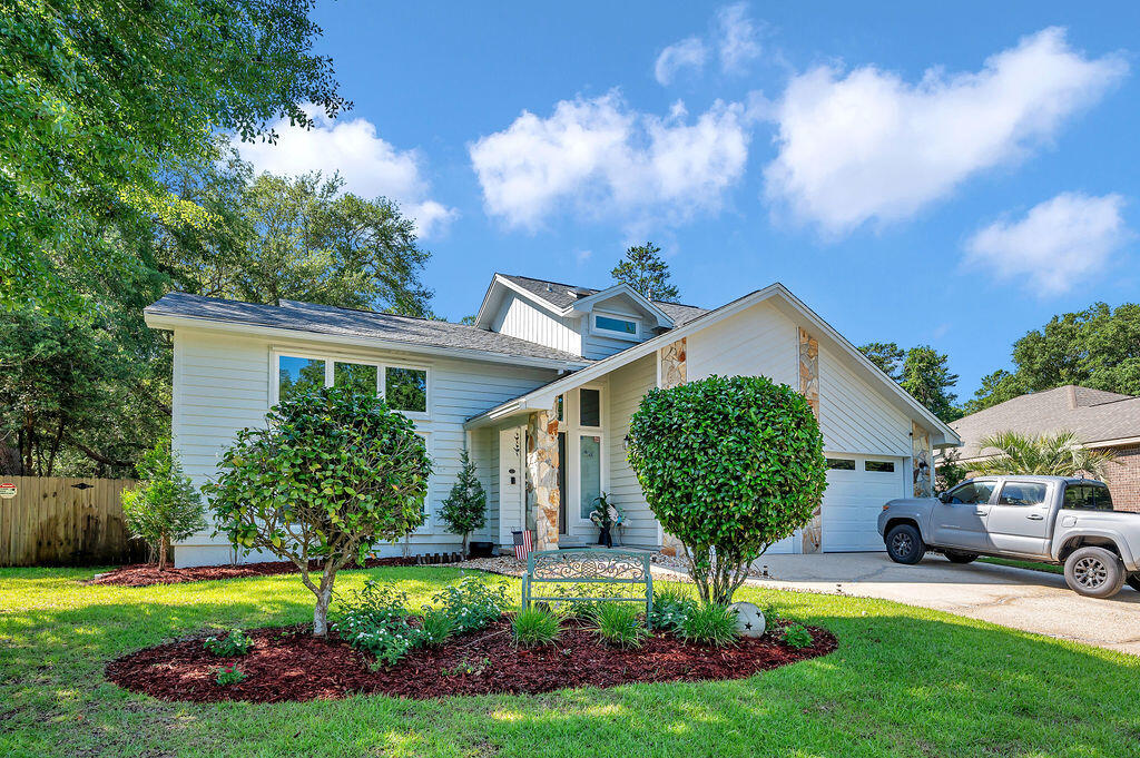 CARIBBEAN VILLAGE WEST - Residential