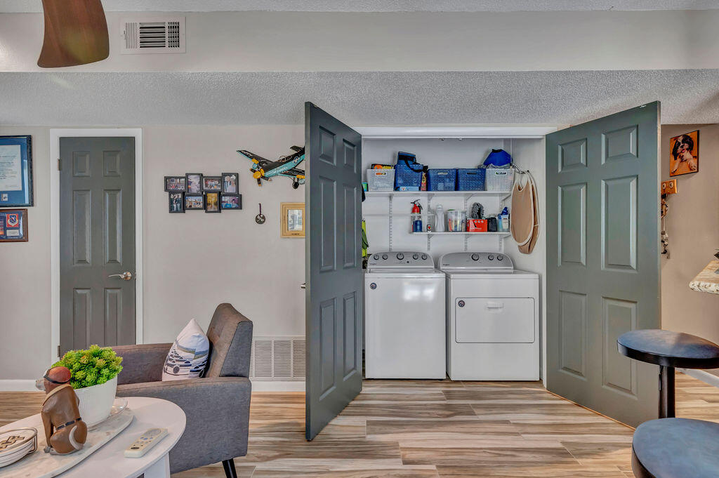 CARIBBEAN VILLAGE WEST - Residential