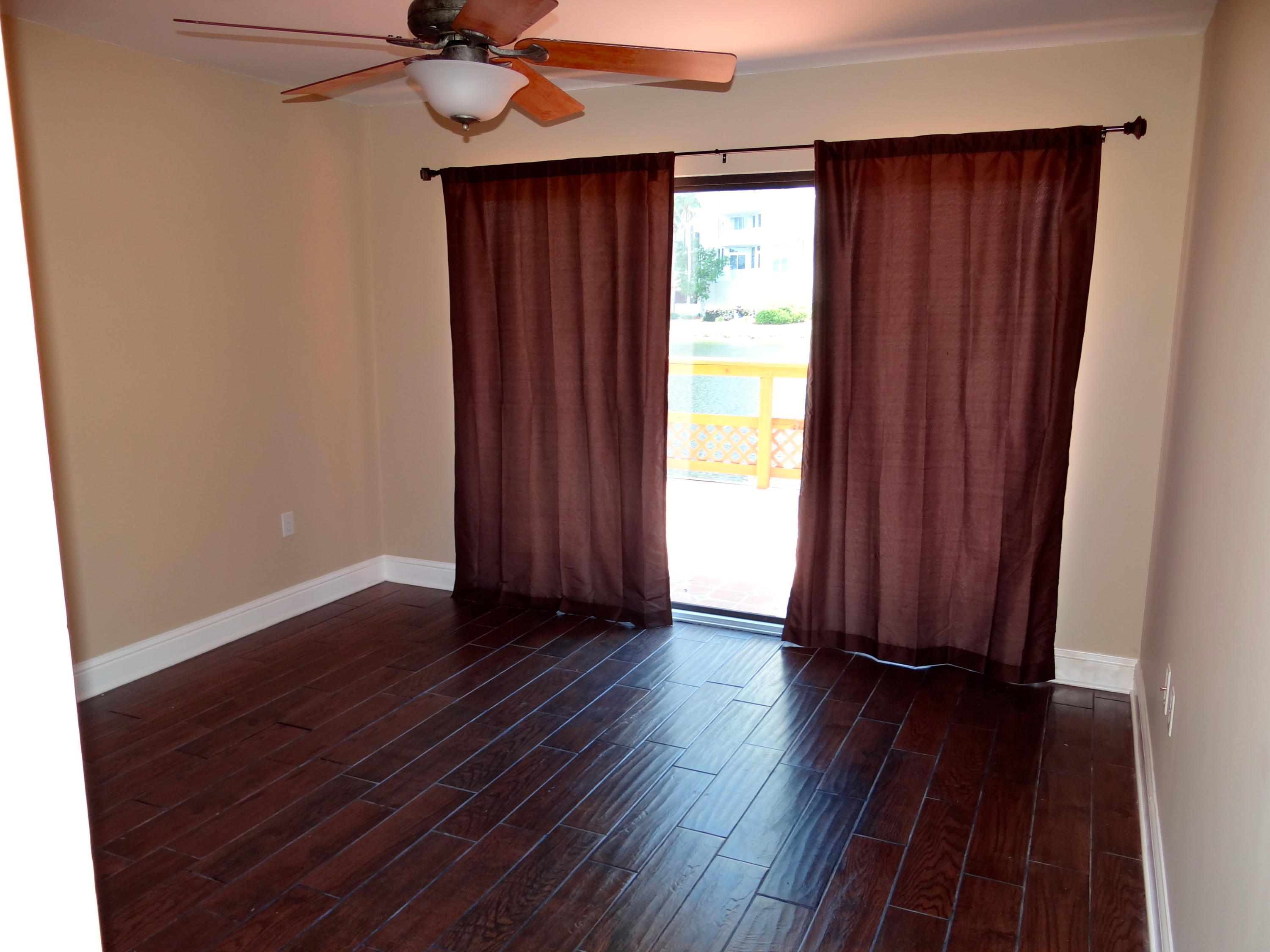 BEACHWALK VILLAS PH 12 - Residential