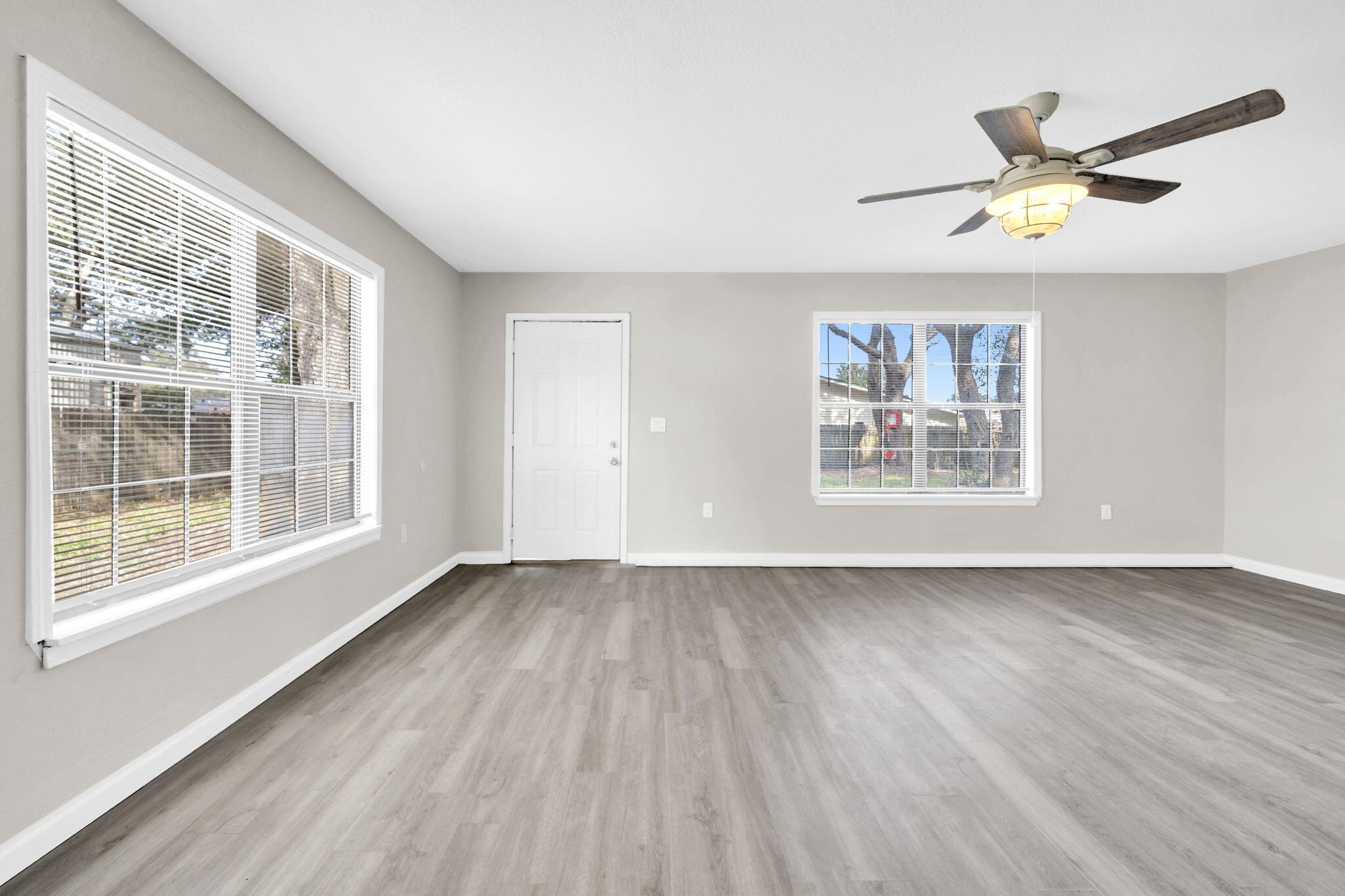 NO RECORDED SUBDIVISION - Residential