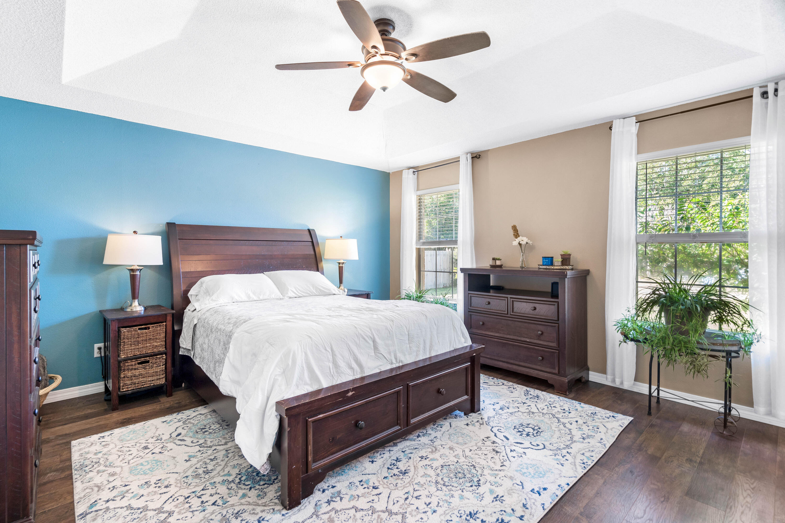 HOLLEY BY THE SEA - Residential