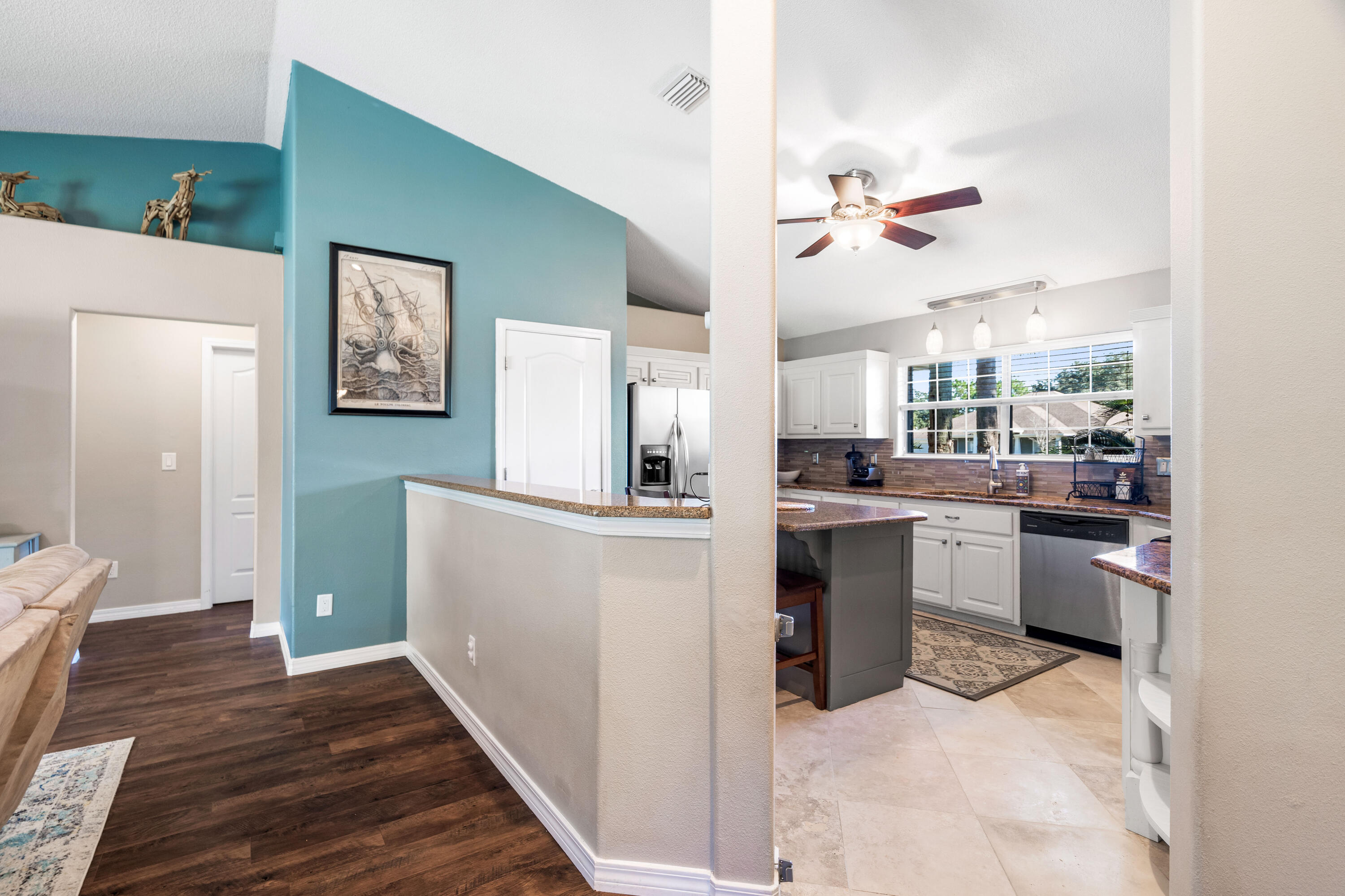 HOLLEY BY THE SEA - Residential