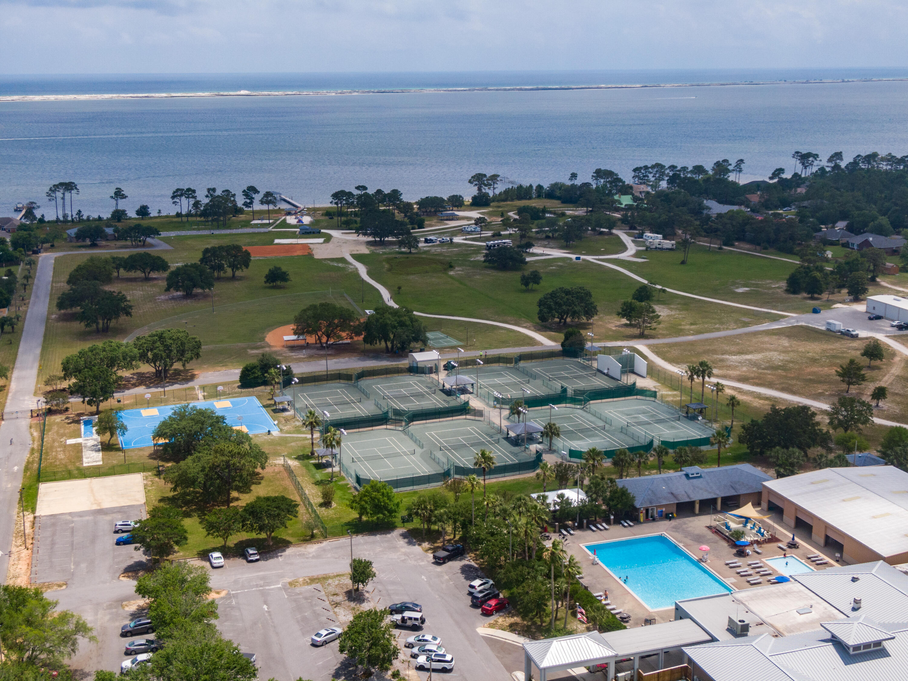 HOLLEY BY THE SEA - Residential