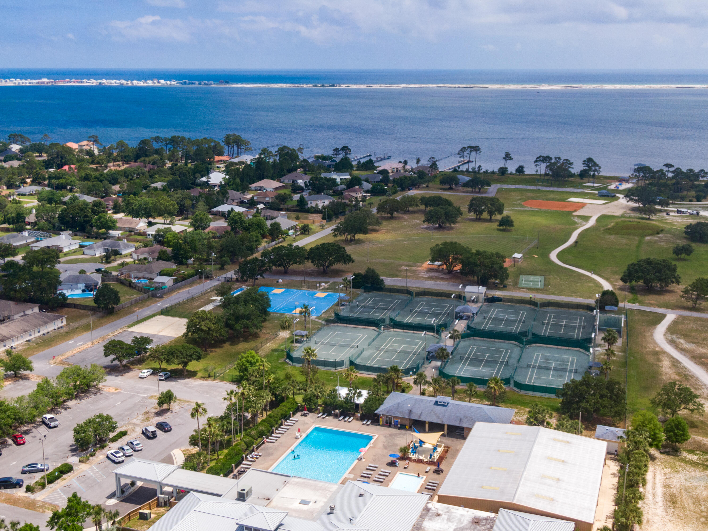 HOLLEY BY THE SEA - Residential