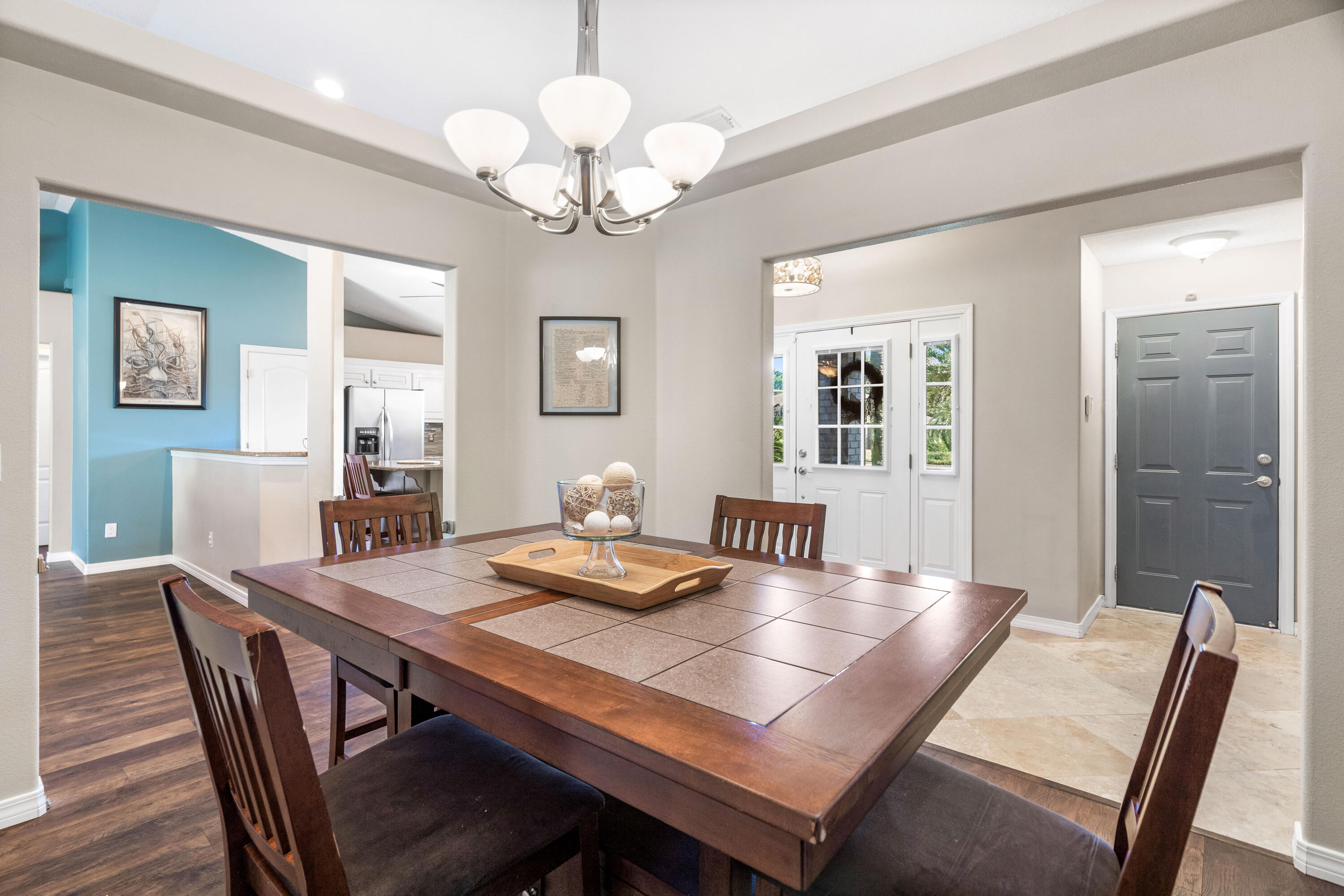 HOLLEY BY THE SEA - Residential