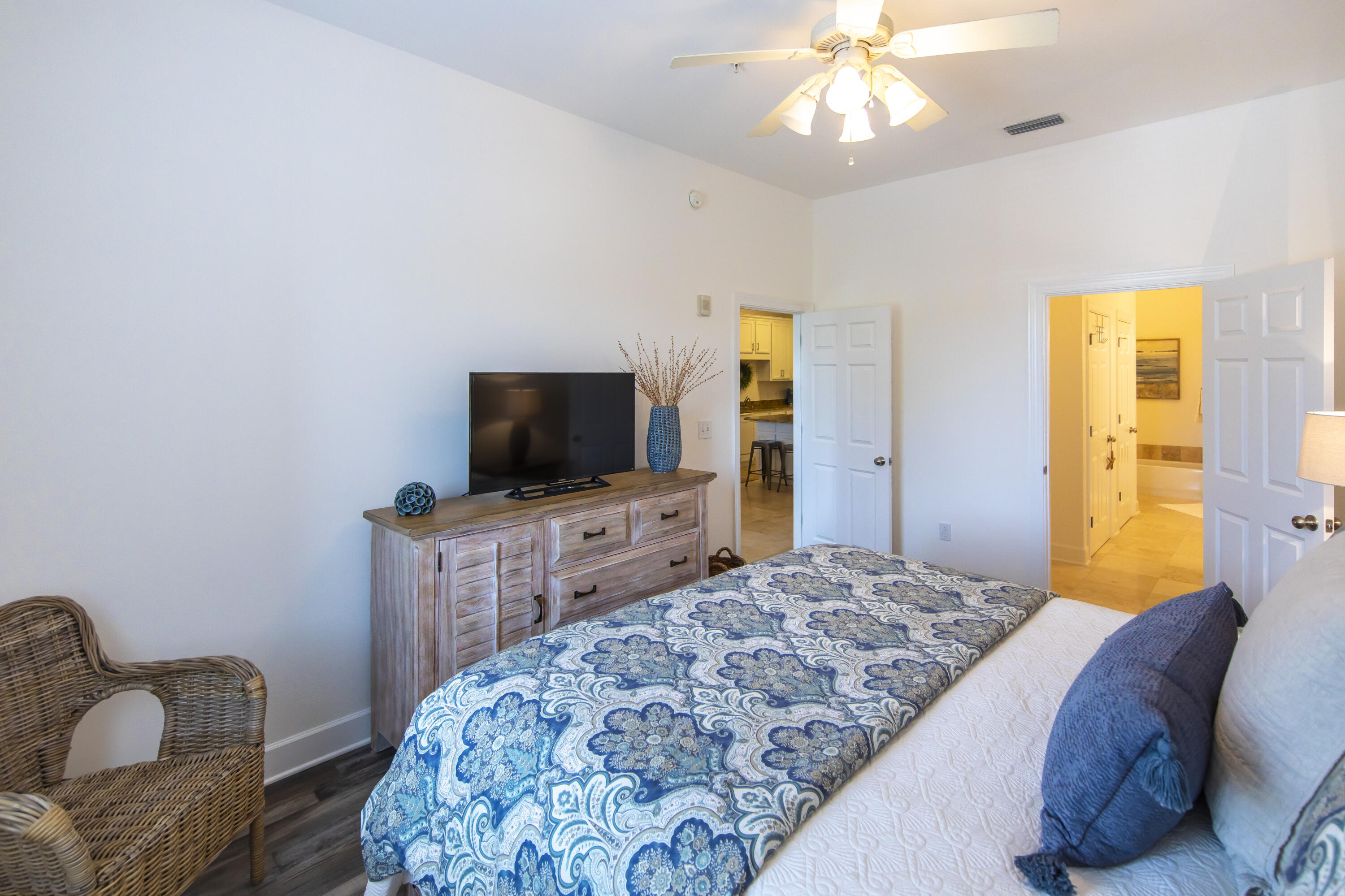 SEAGROVE HIGHLANDS - Residential