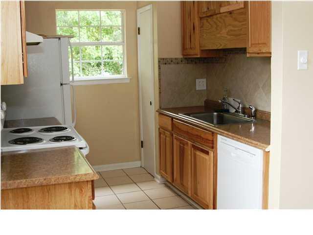 CREEKSIDE 2 - Residential Lease