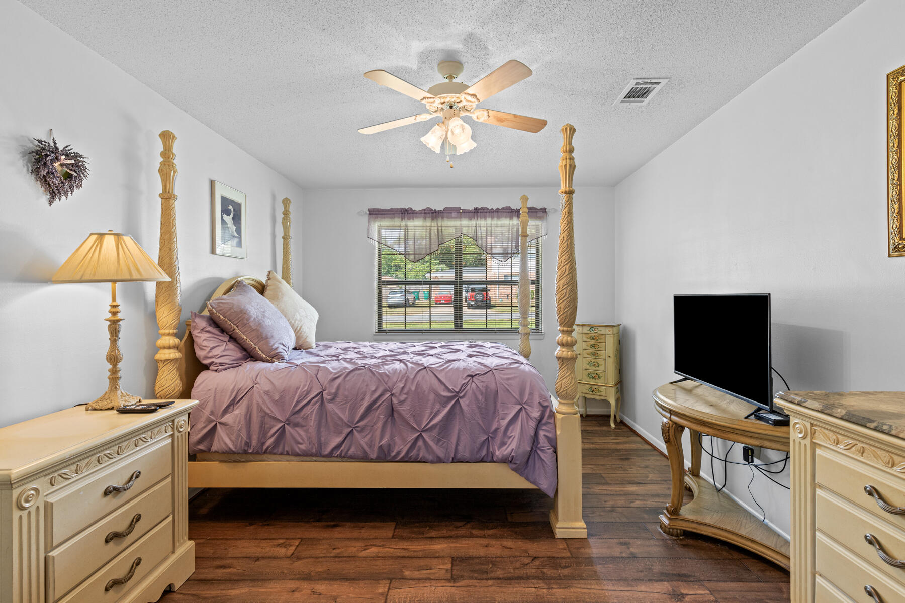 BAYOU POQUITO - Residential