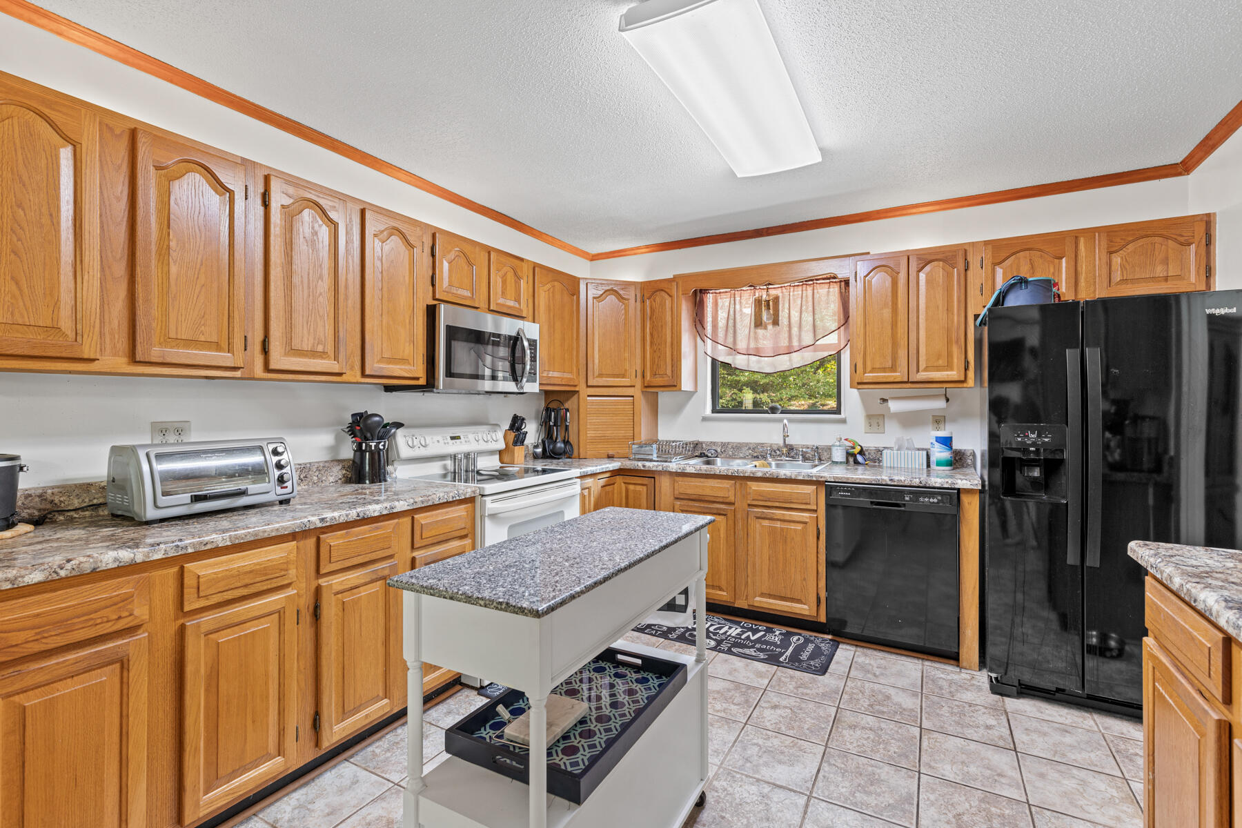 BAYOU POQUITO - Residential