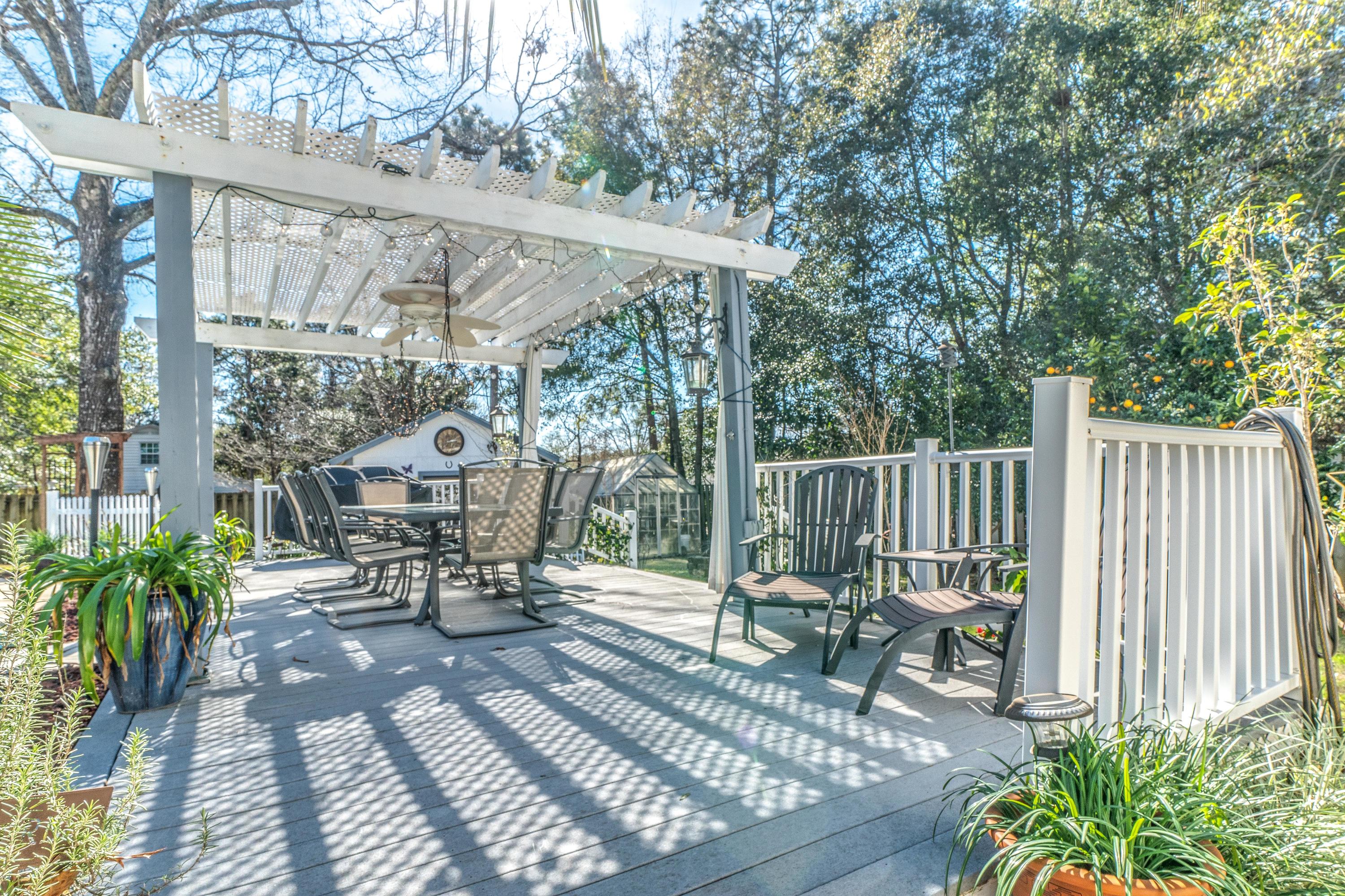 HUNTER WOODS - Residential