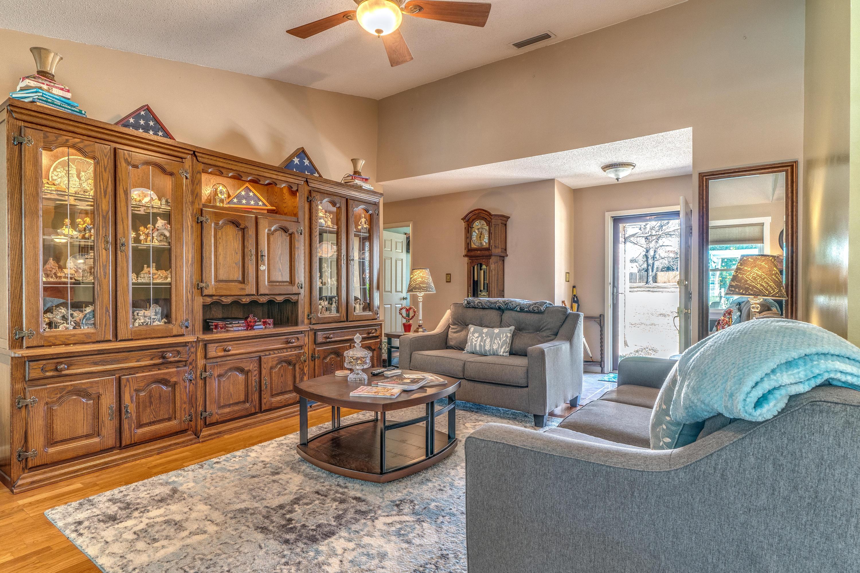 HUNTER WOODS - Residential