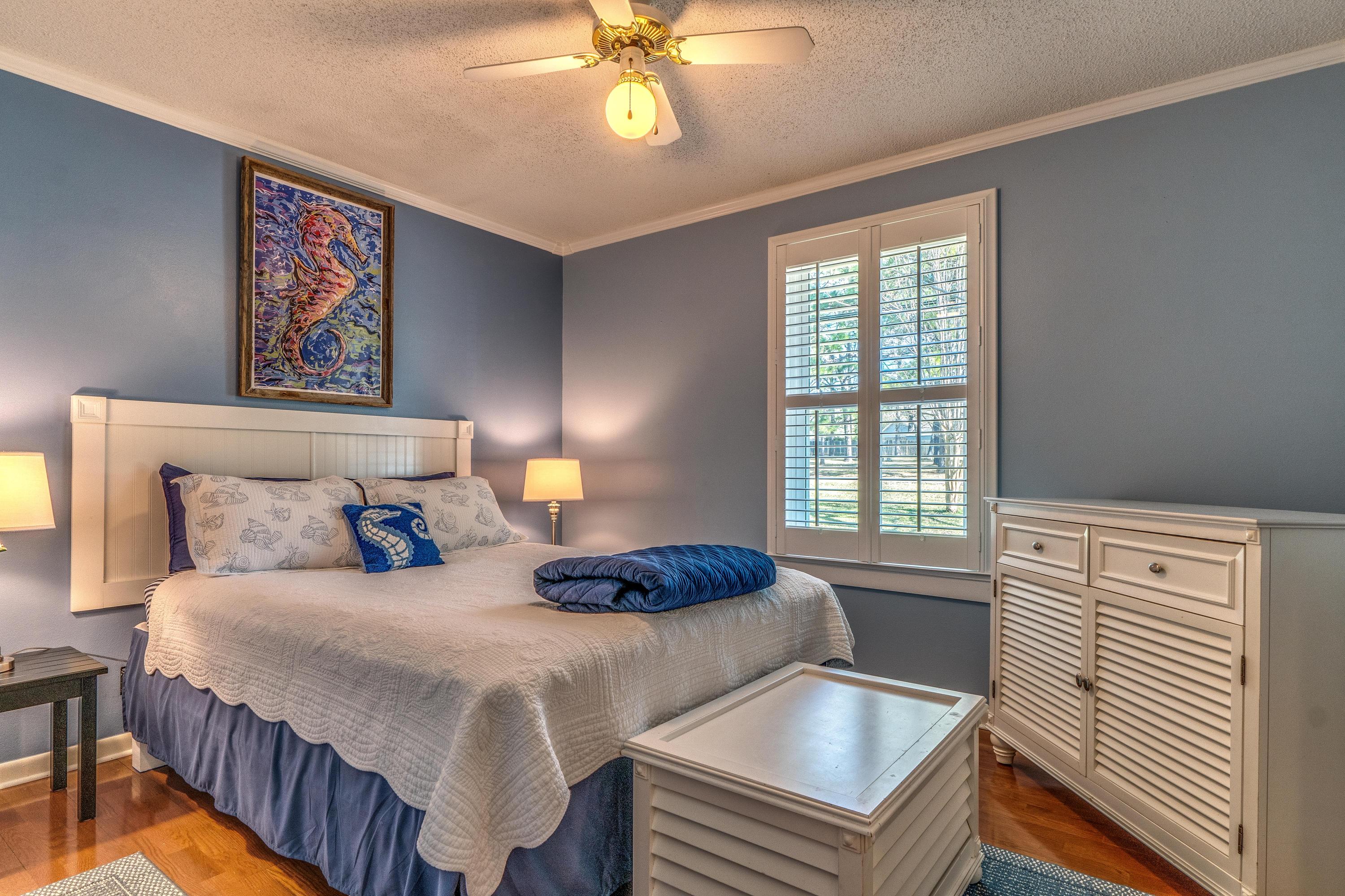 HUNTER WOODS - Residential