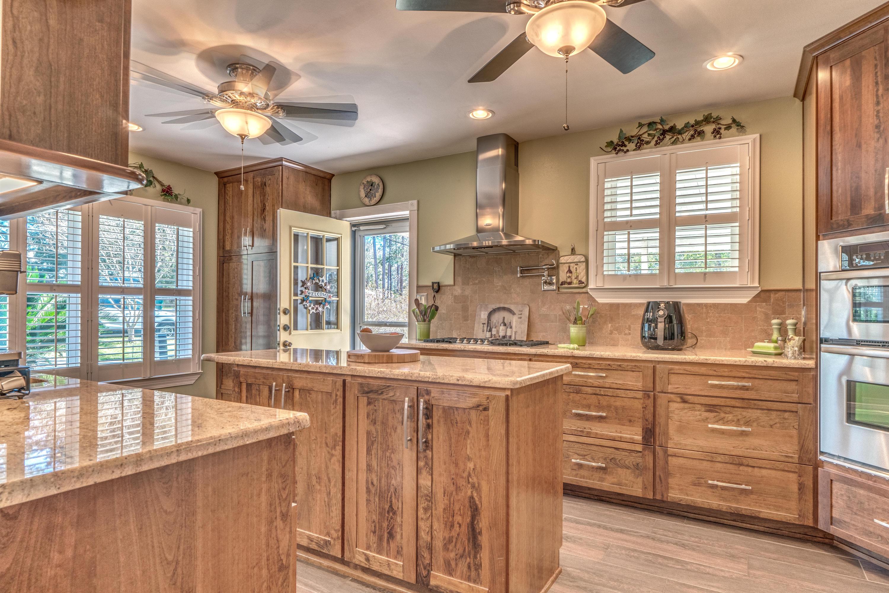 HUNTER WOODS - Residential