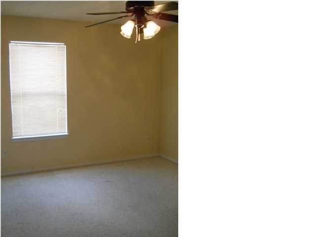 NORTHVIEW ESTATES 7TH ADDN - Residential Lease