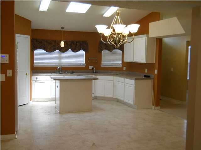 NORTHVIEW ESTATES 7TH ADDN - Residential Lease