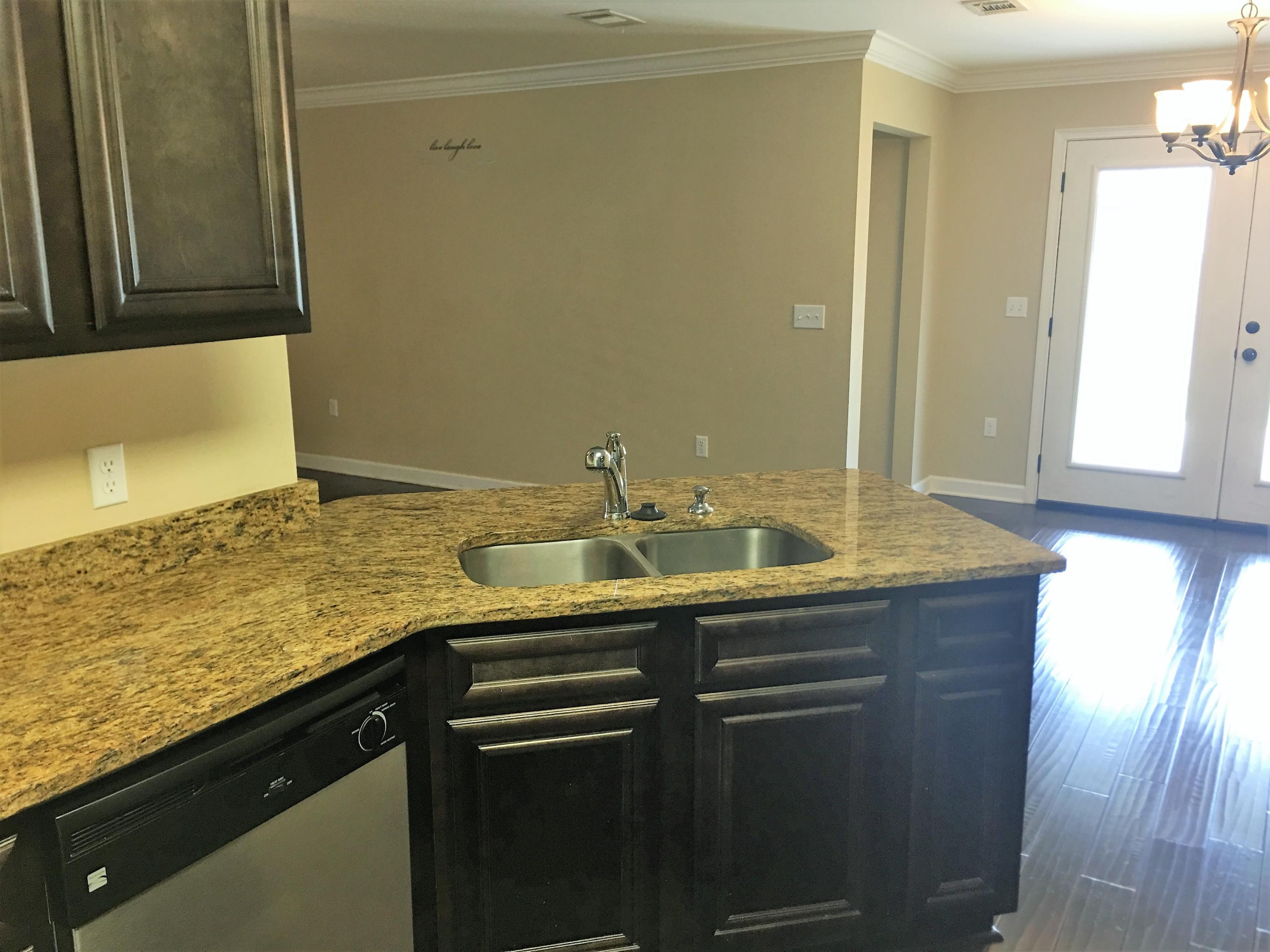 SUMMERWOOD - Residential