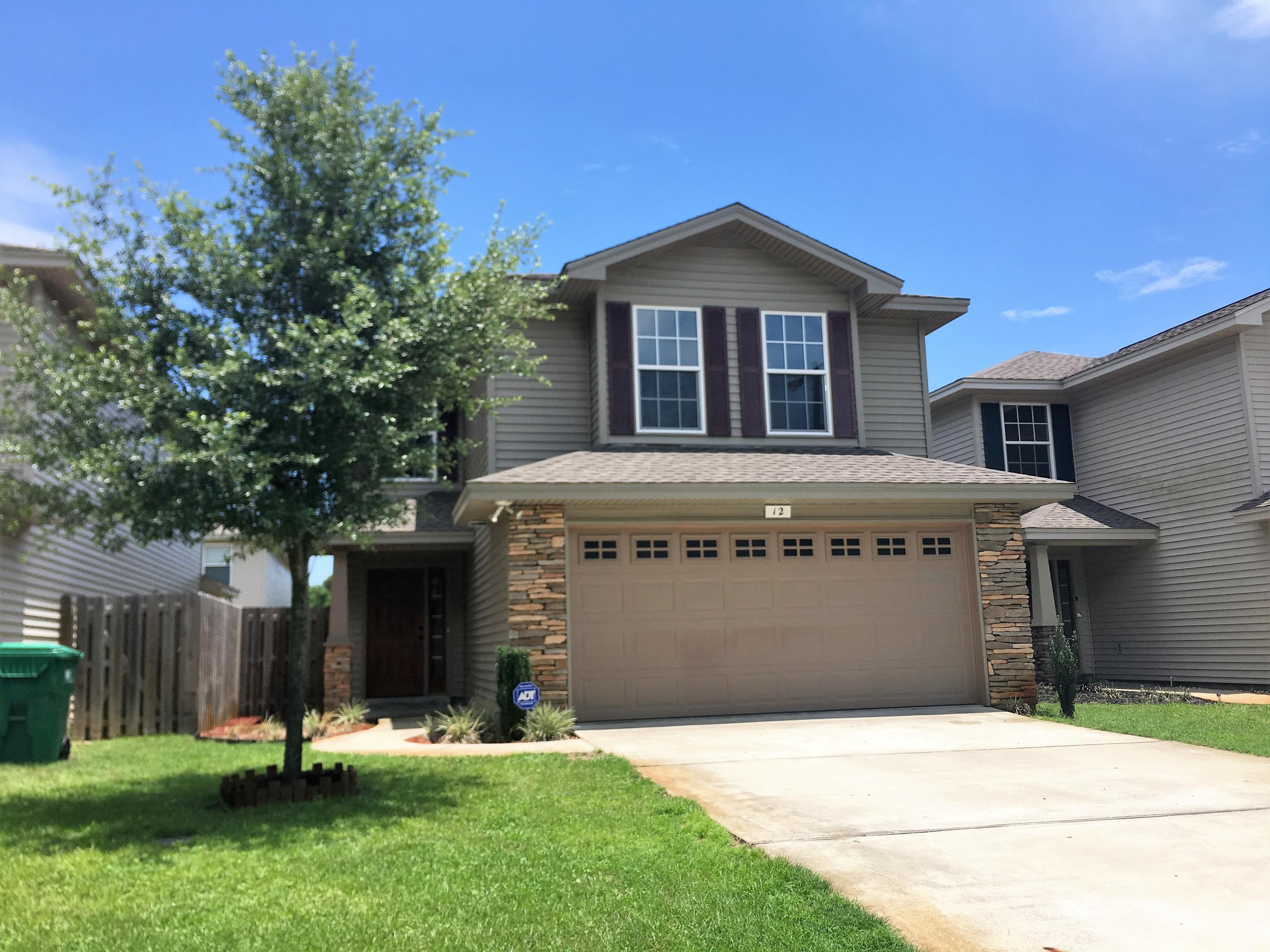 SUMMERWOOD - Residential